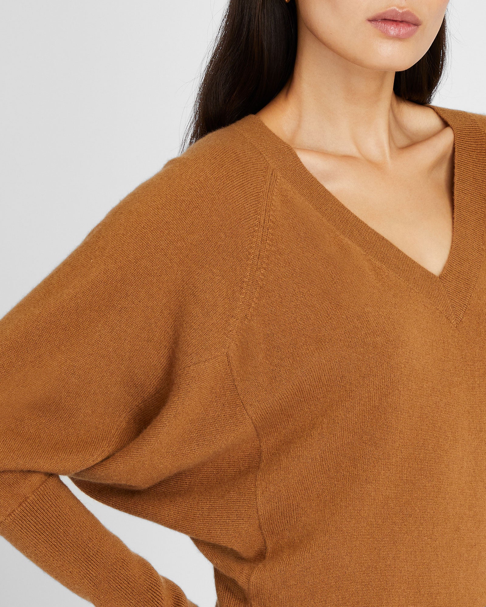 CLUB MONACO - Cashmere Dolman V-Neck Dress - Camel