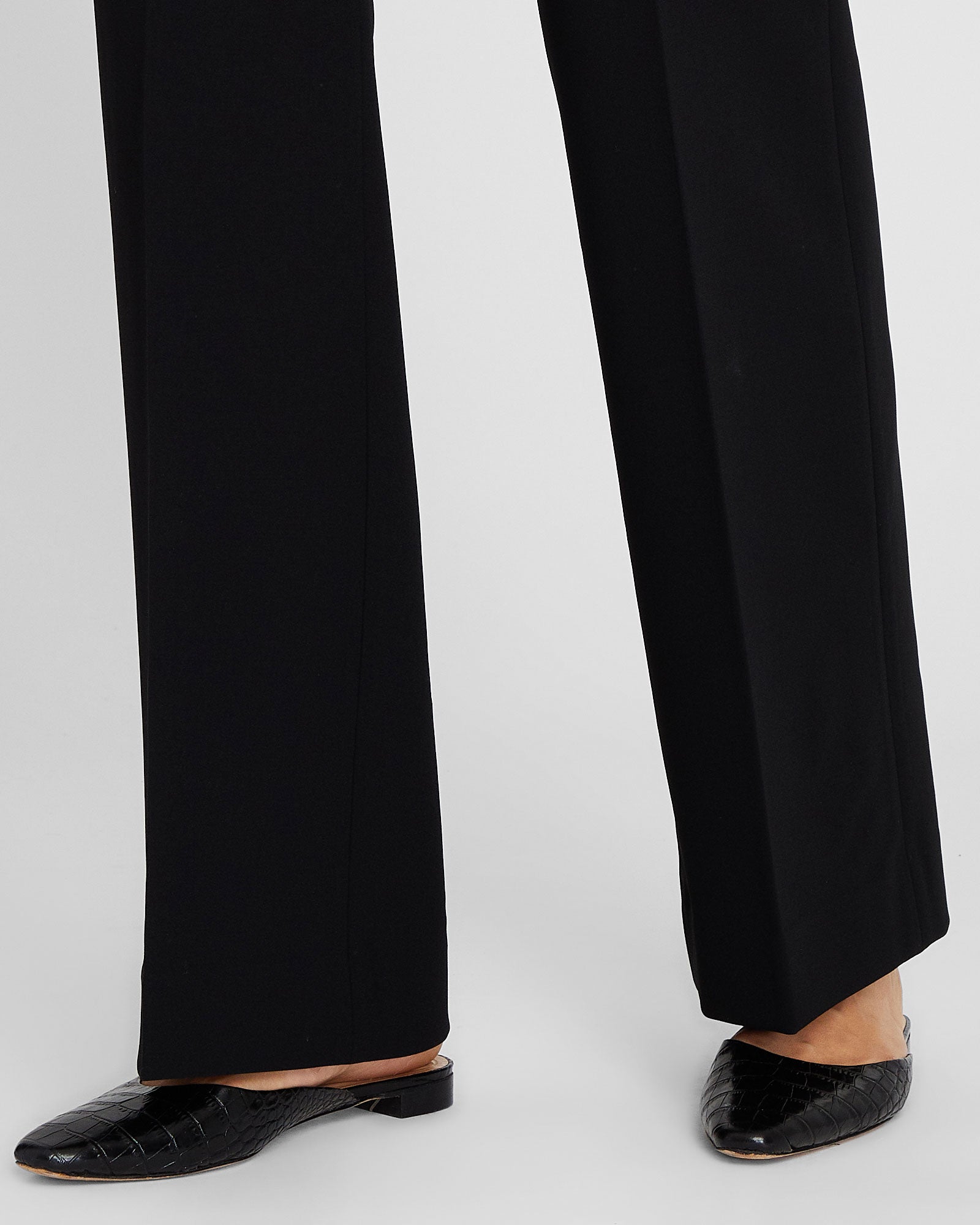 CLUB MONACO - Pantalon en crêpe à taille haute - Noir