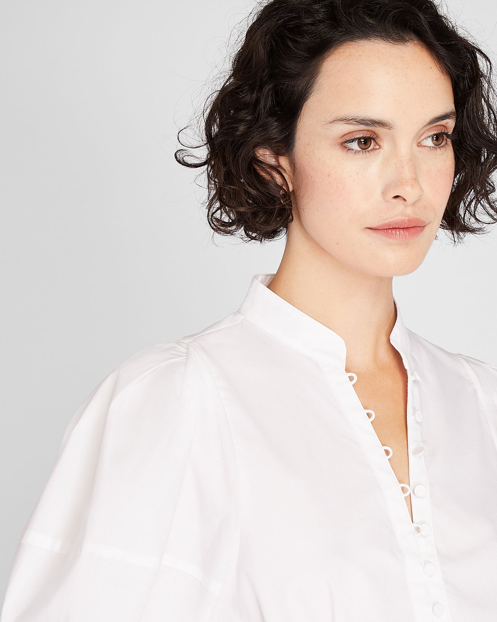 CLUB MONACO - Fitted Balloon Sleeve Top - White