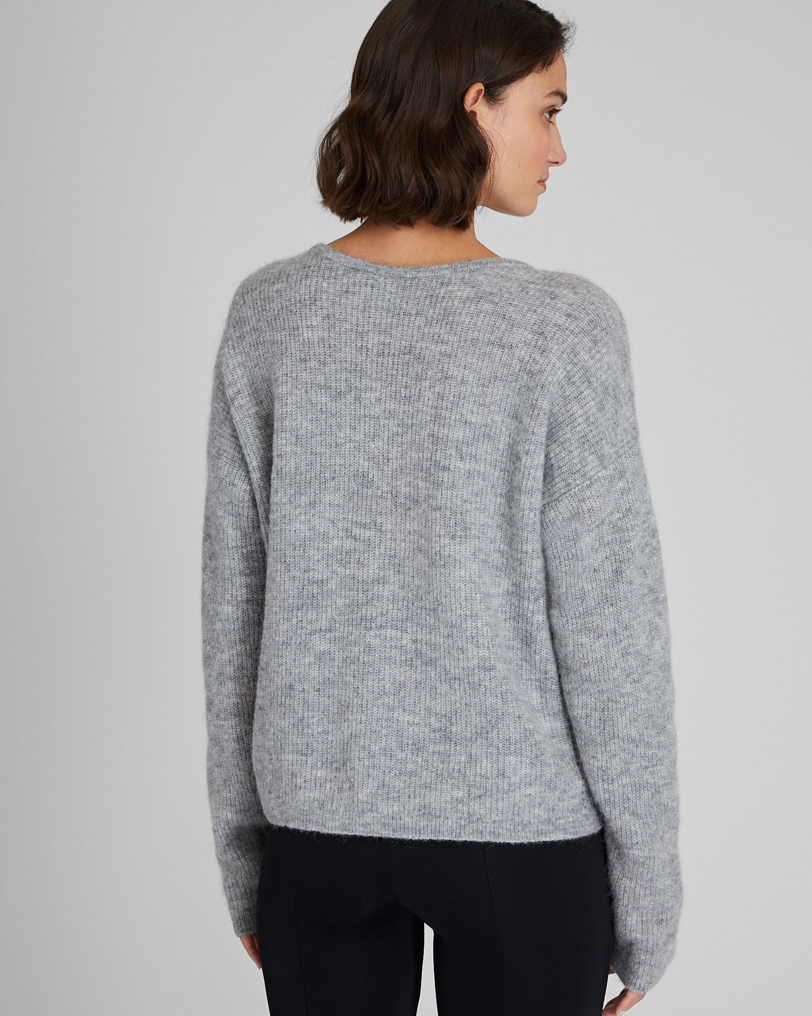 CLUB MONACO - Reversible V-Neck Cardigan - Medium Heather Grey
