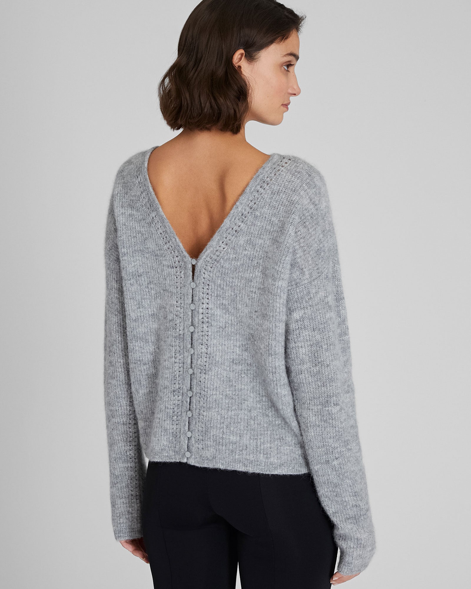 CLUB MONACO - Reversible V-Neck Cardigan - Medium Heather Grey