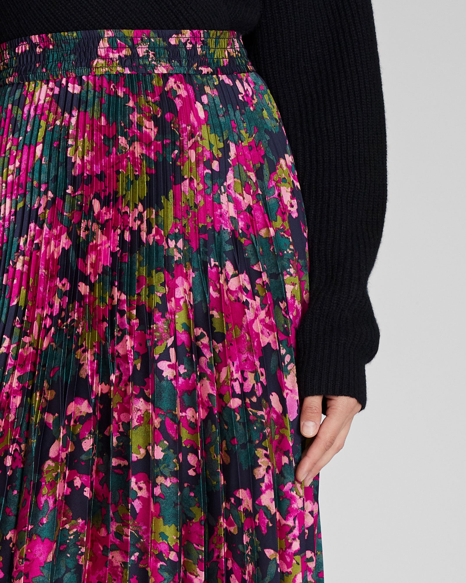 CLUB MONACO - Floral Pleated Midi Skirt - Hot Pink