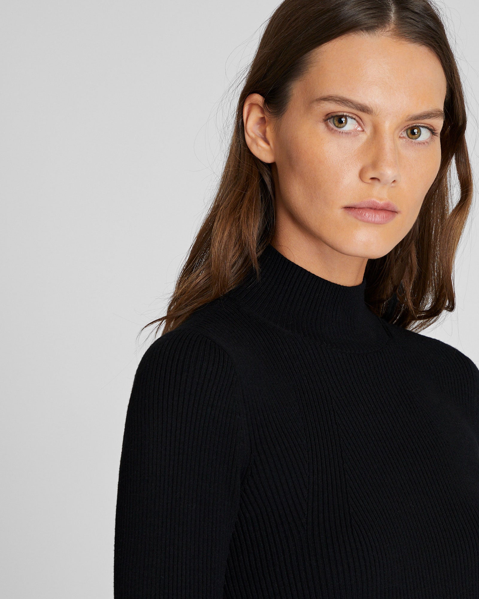 CLUB MONACO - Bell Sleeve Mockneck Sweater - Black