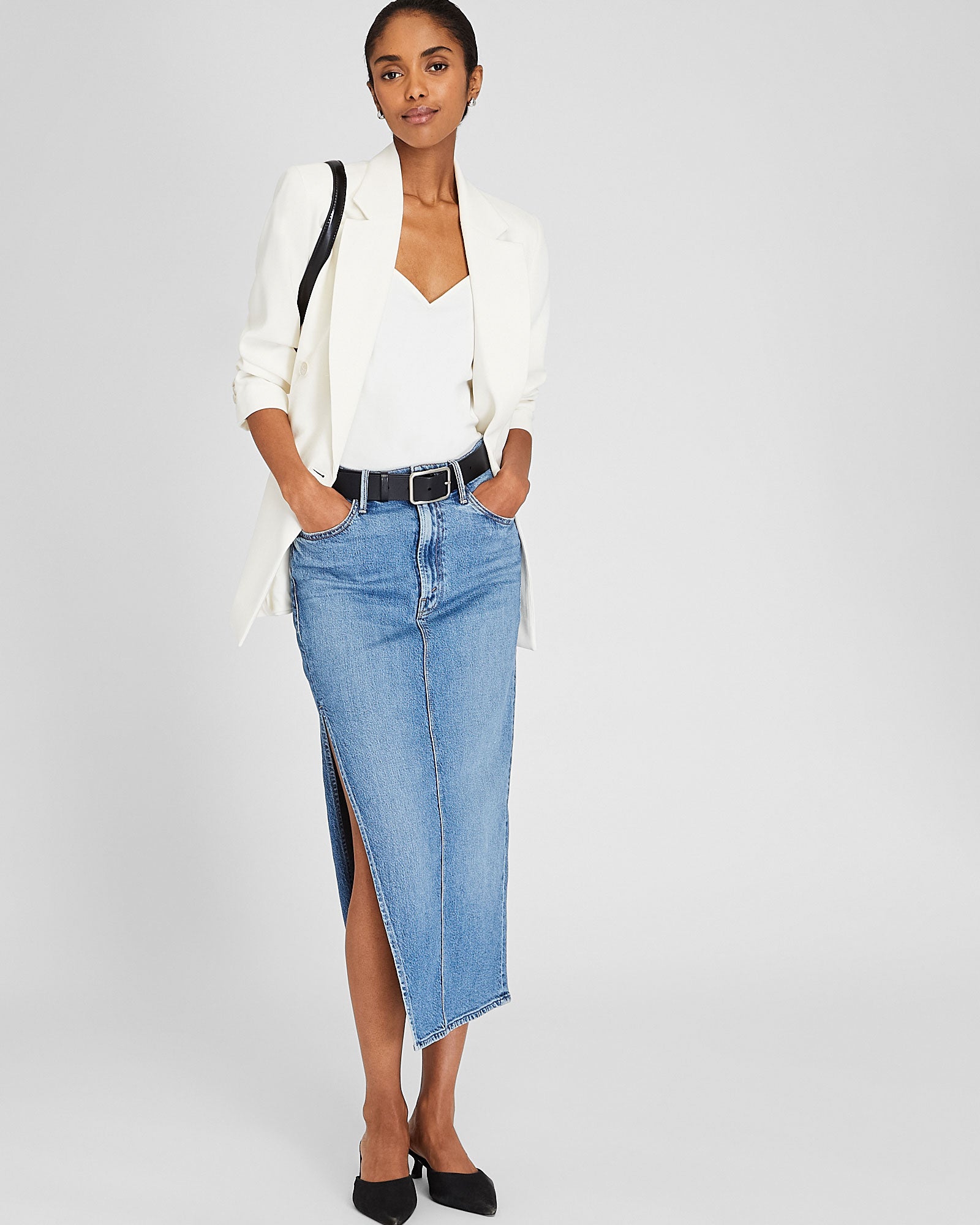 CLUB MONACO - Haut sculpté en tricot - Blanc