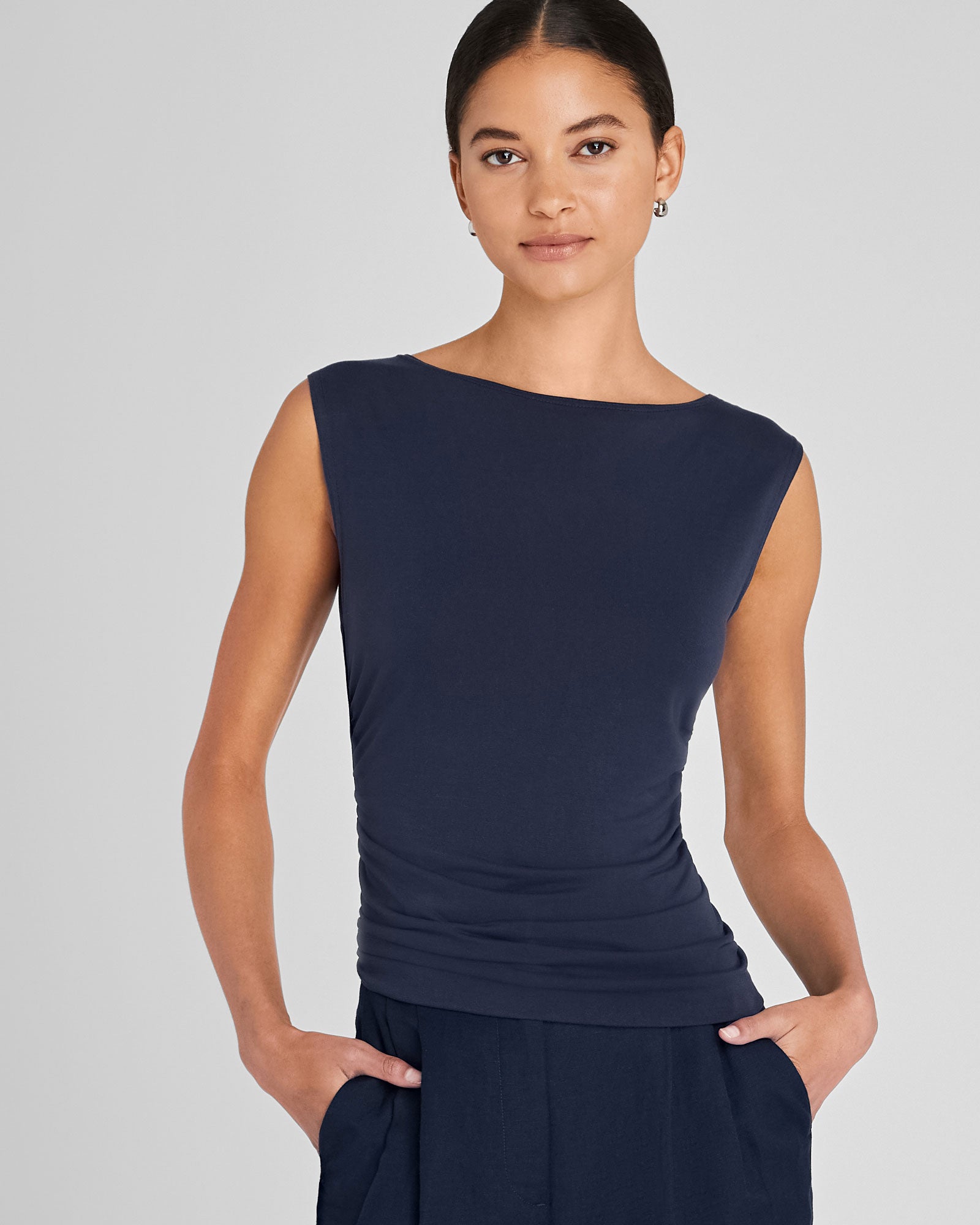 CLUB MONACO - Haut en tricot froncé - Marine