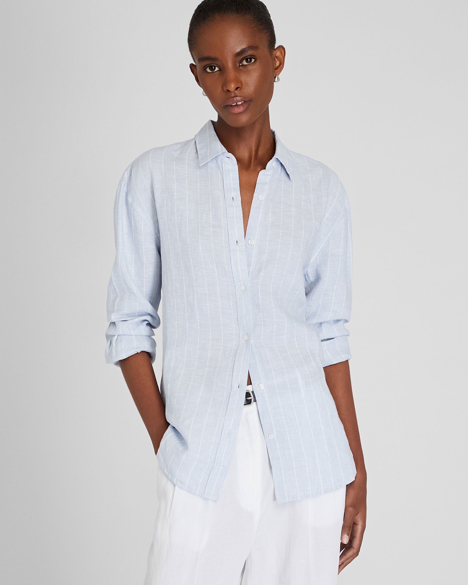 CLUB MONACO - Chemise caractéristique en lin - Base bleu clair