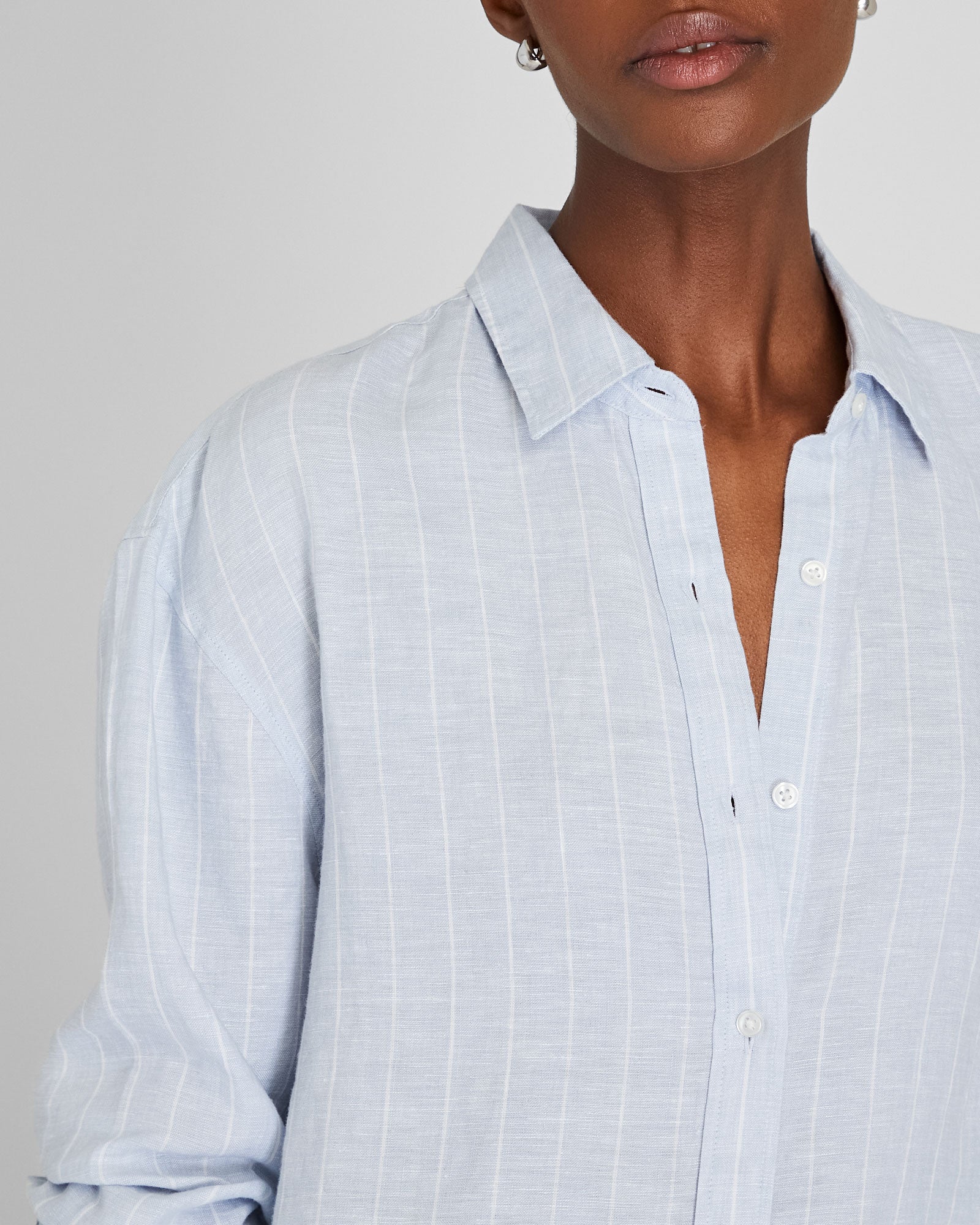 CLUB MONACO - Chemise caractéristique en lin - Base bleu clair