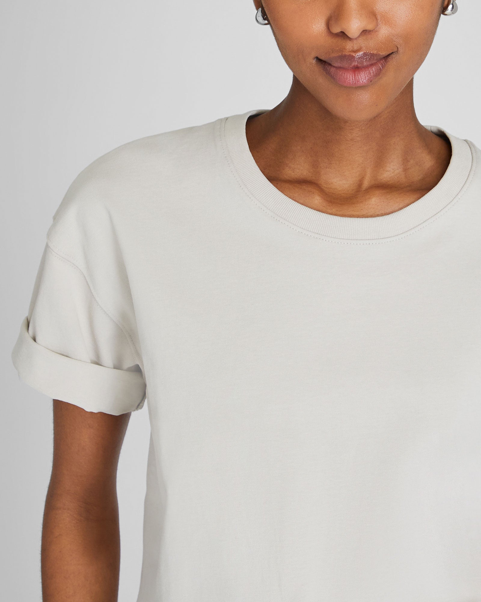 CLUB MONACO - Structured Tee - Light Beige