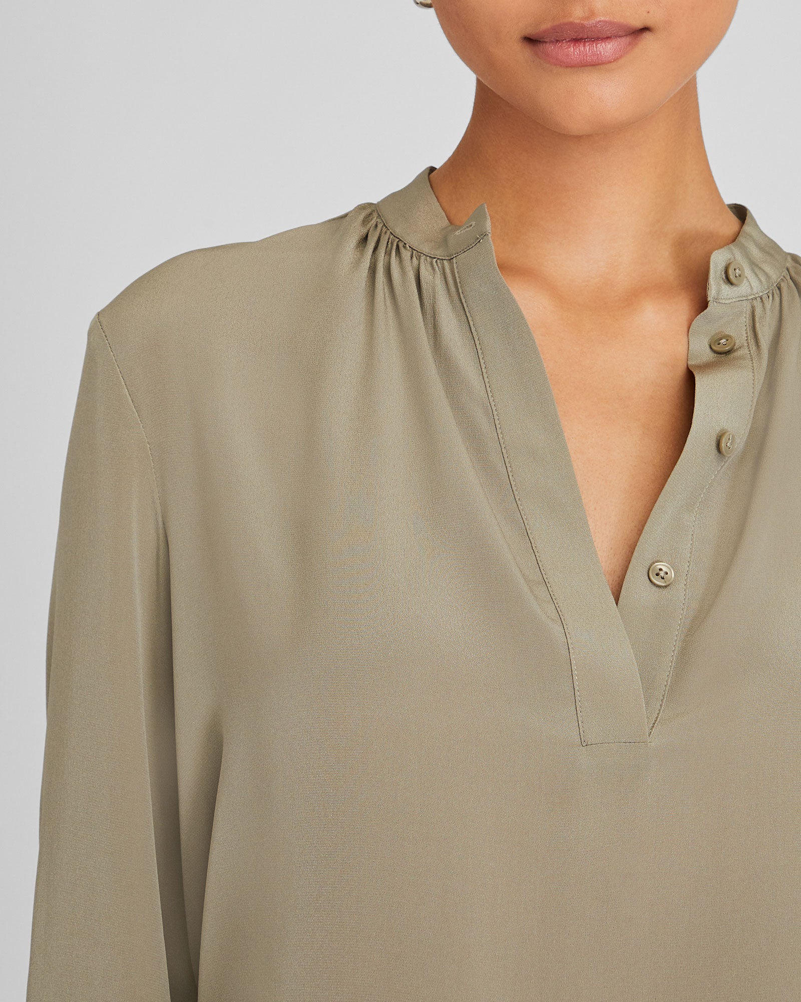 CLUB MONACO - CHEMISE EN SOIE À ENFILER - Chêne