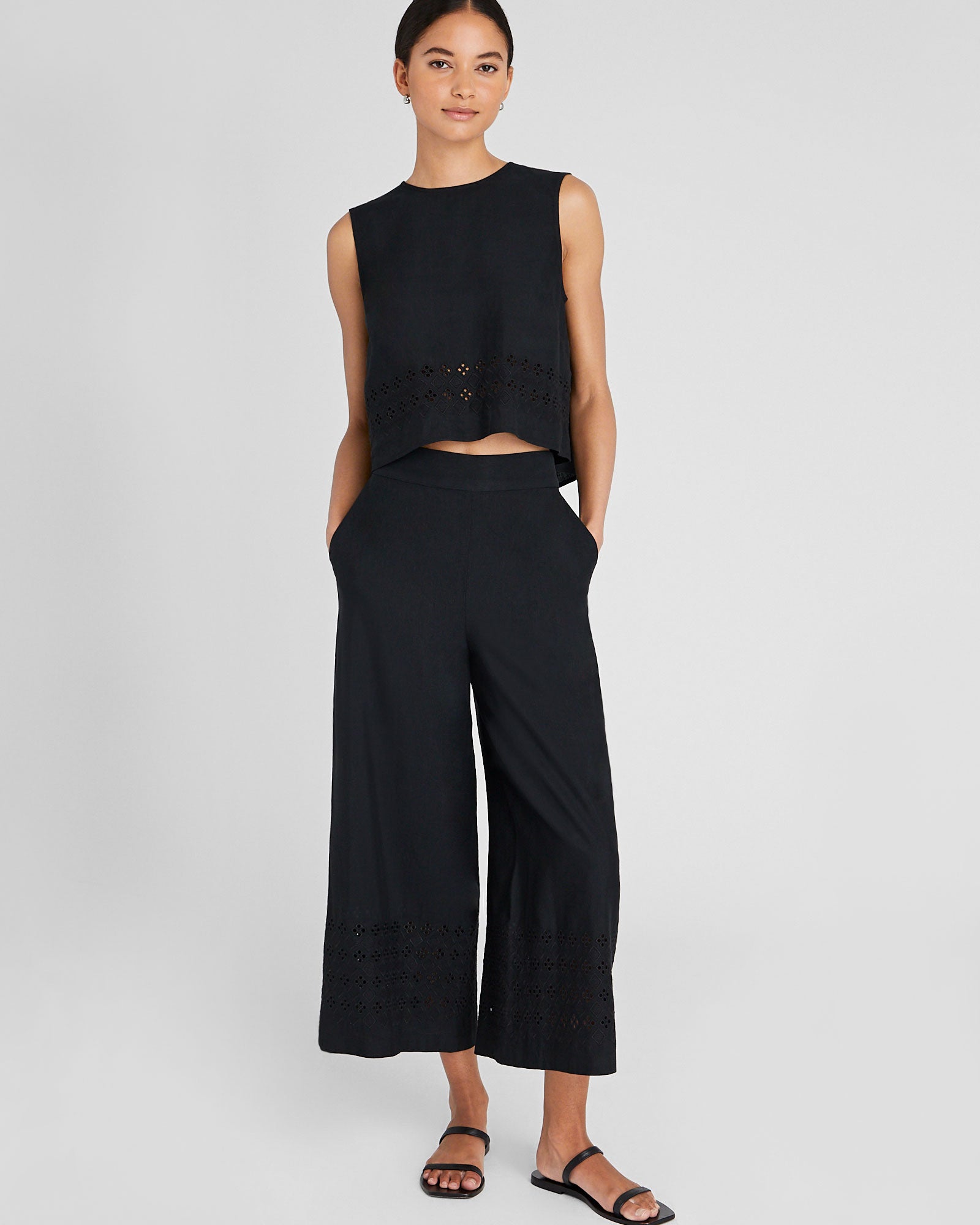 CLUB MONACO - Linen Eyelet Cropped Shell Top - Black