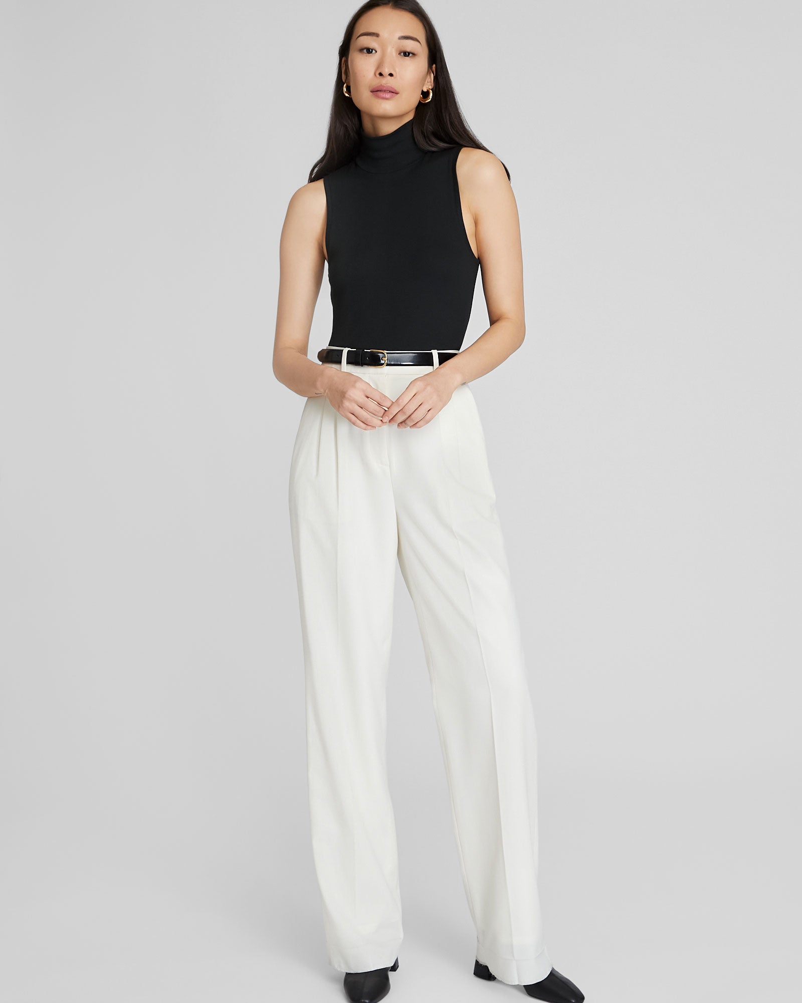 CLUB MONACO - Sleeveless Bowee Turtleneck - Black