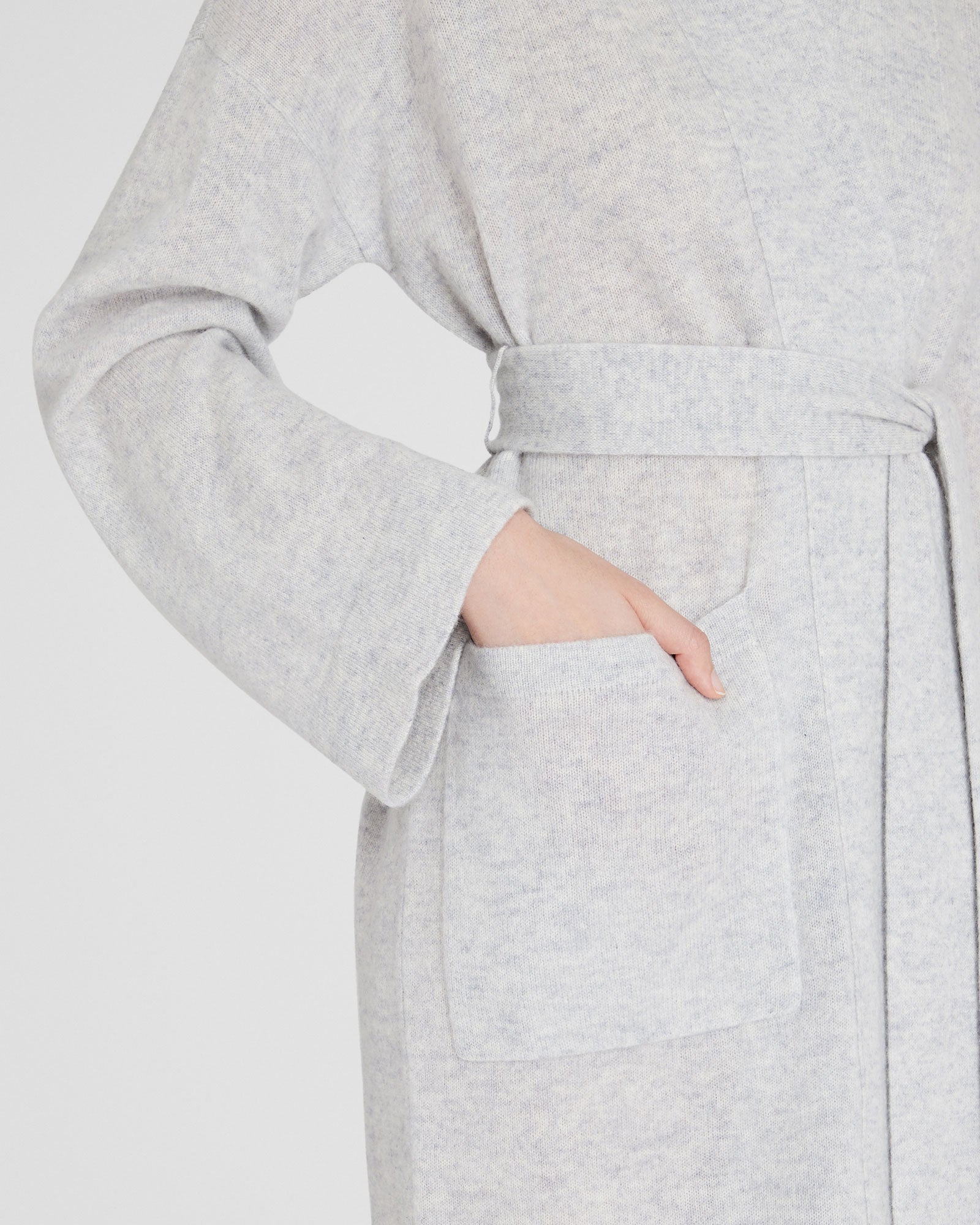 CLUB MONACO - Cashmere Robe - Light Heather Grey