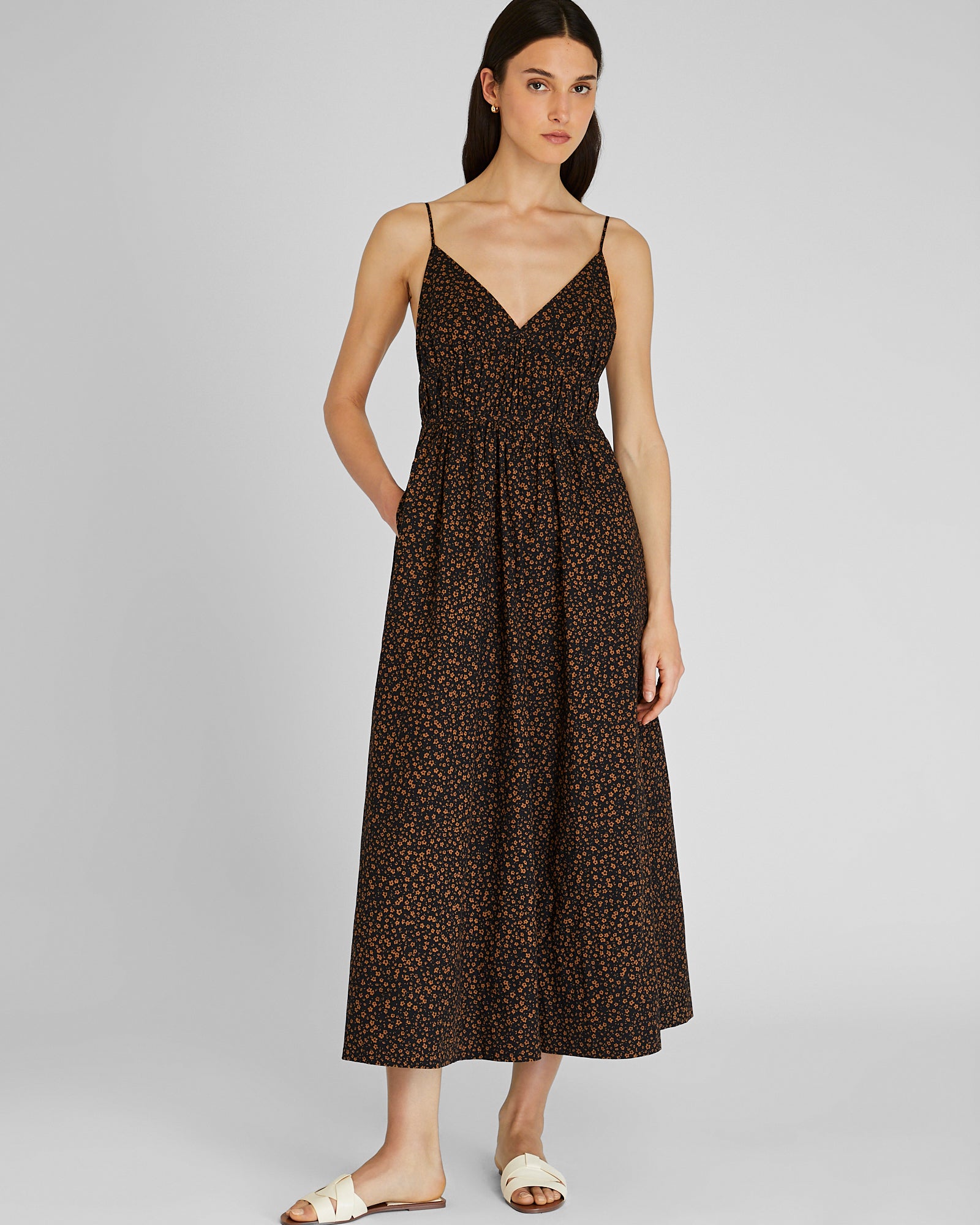 Women's Brown Print Scoop Back Shirred Dress | Club Monaco US Women's Brown Print Scoop Back Shirred Dress | Club Monaco US