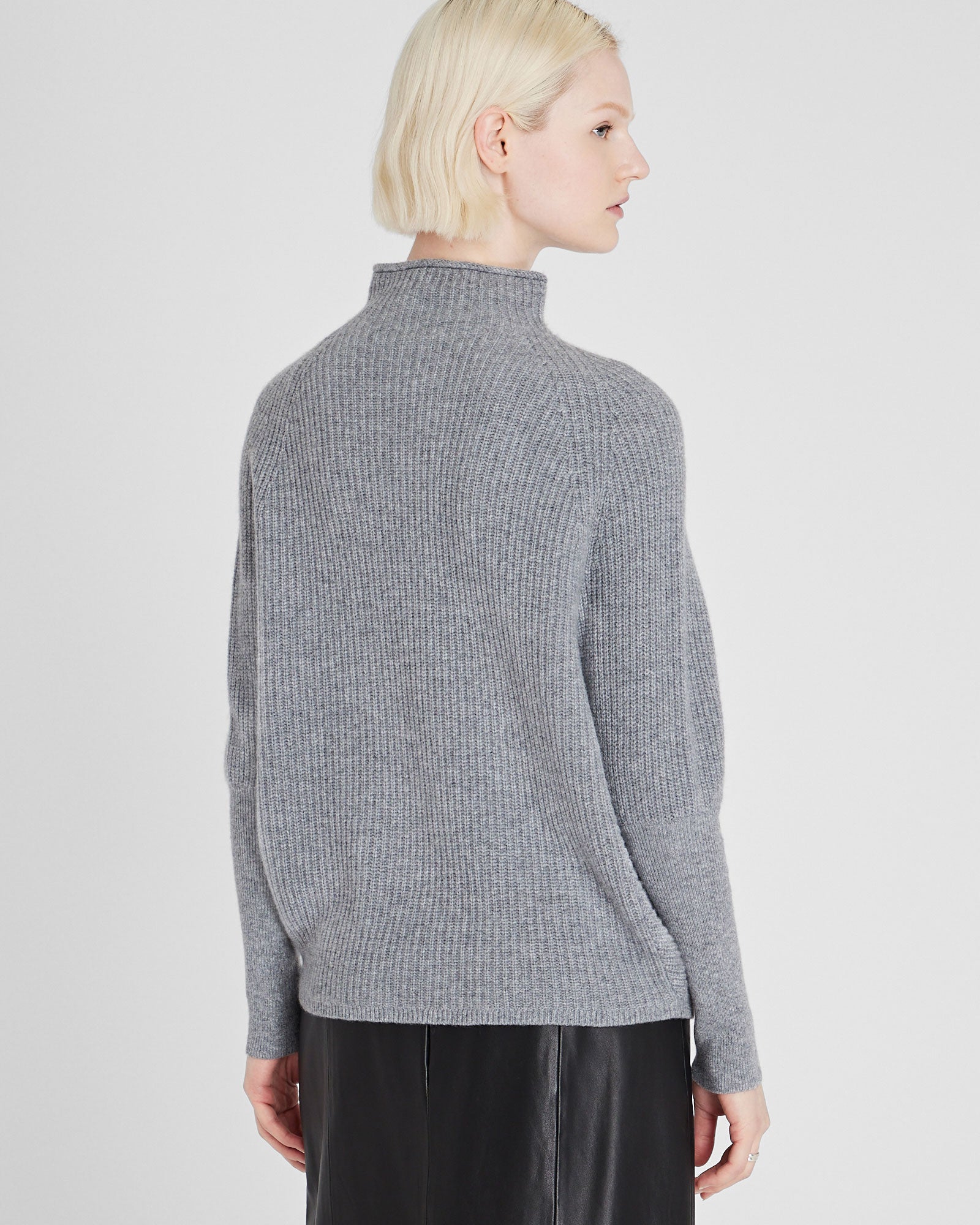CLUB MONACO - Emma Cashmere Sweater - Medium Heather Grey