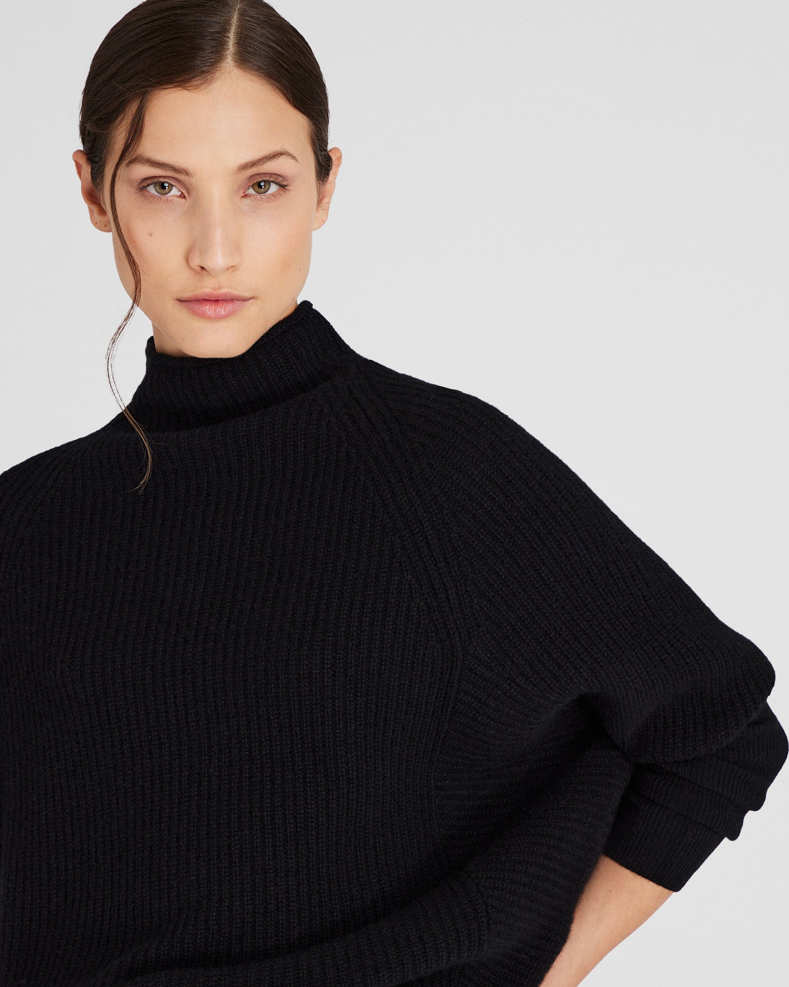 CLUB MONACO - Emma Cashmere Sweater - Black