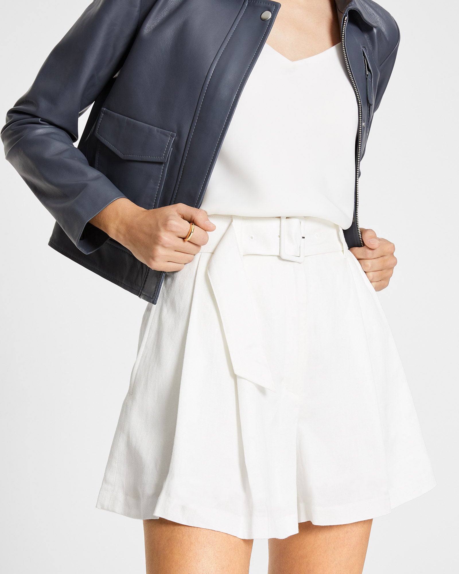 CLUB MONACO - Soft Short - White