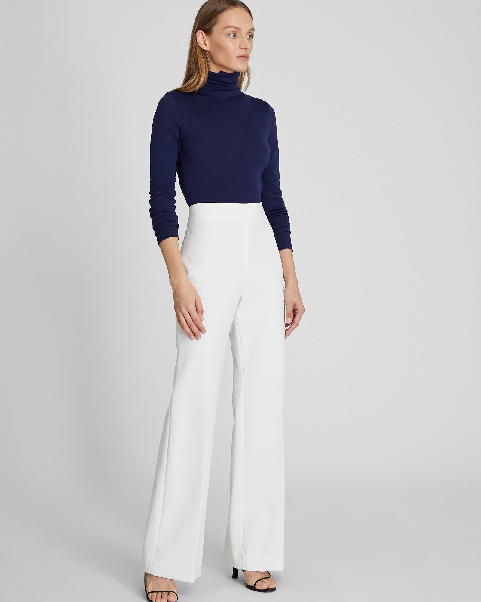 CLUB MONACO - Julianna Wool Blend Turtleneck - Navy