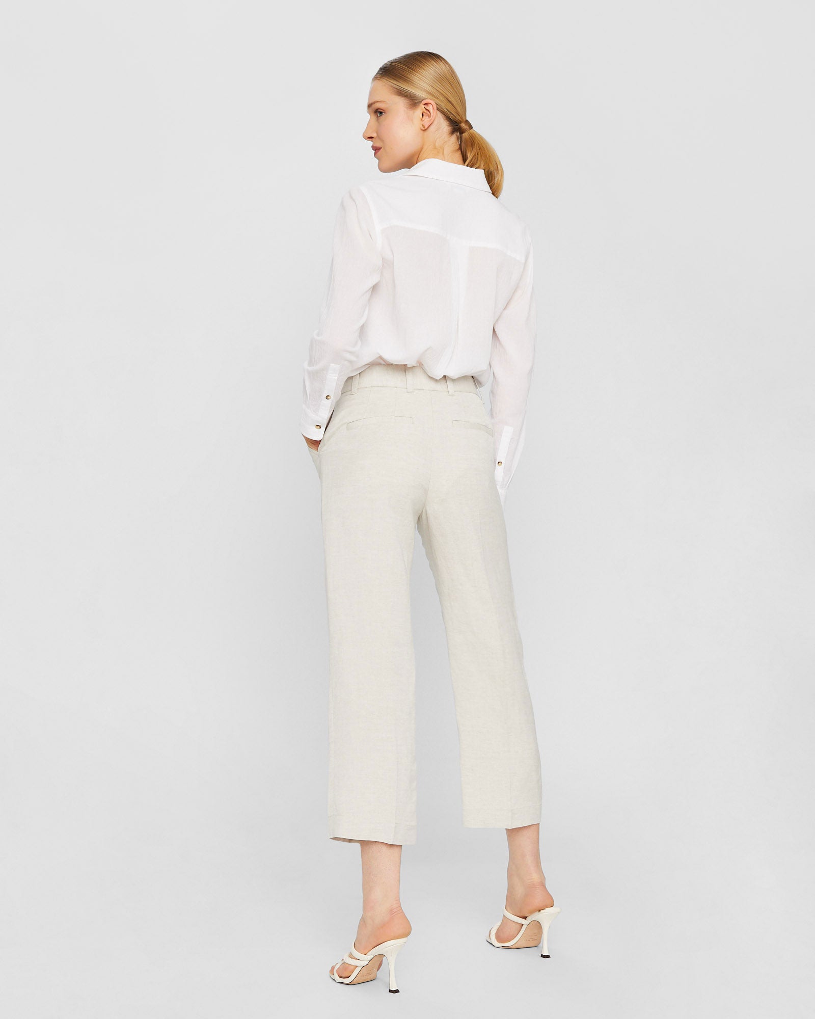 CLUB MONACO - Pantalon en lin avec ceinture - Graine de lin