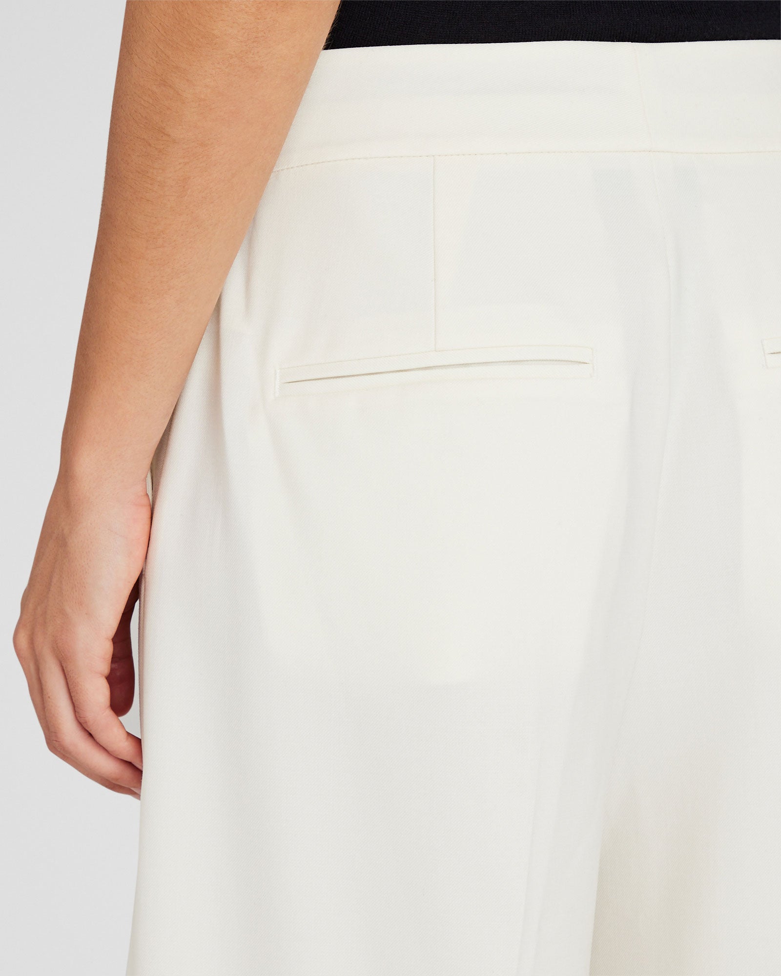 CLUB MONACO - Pantalon Borrem à jambes larges - Blanc