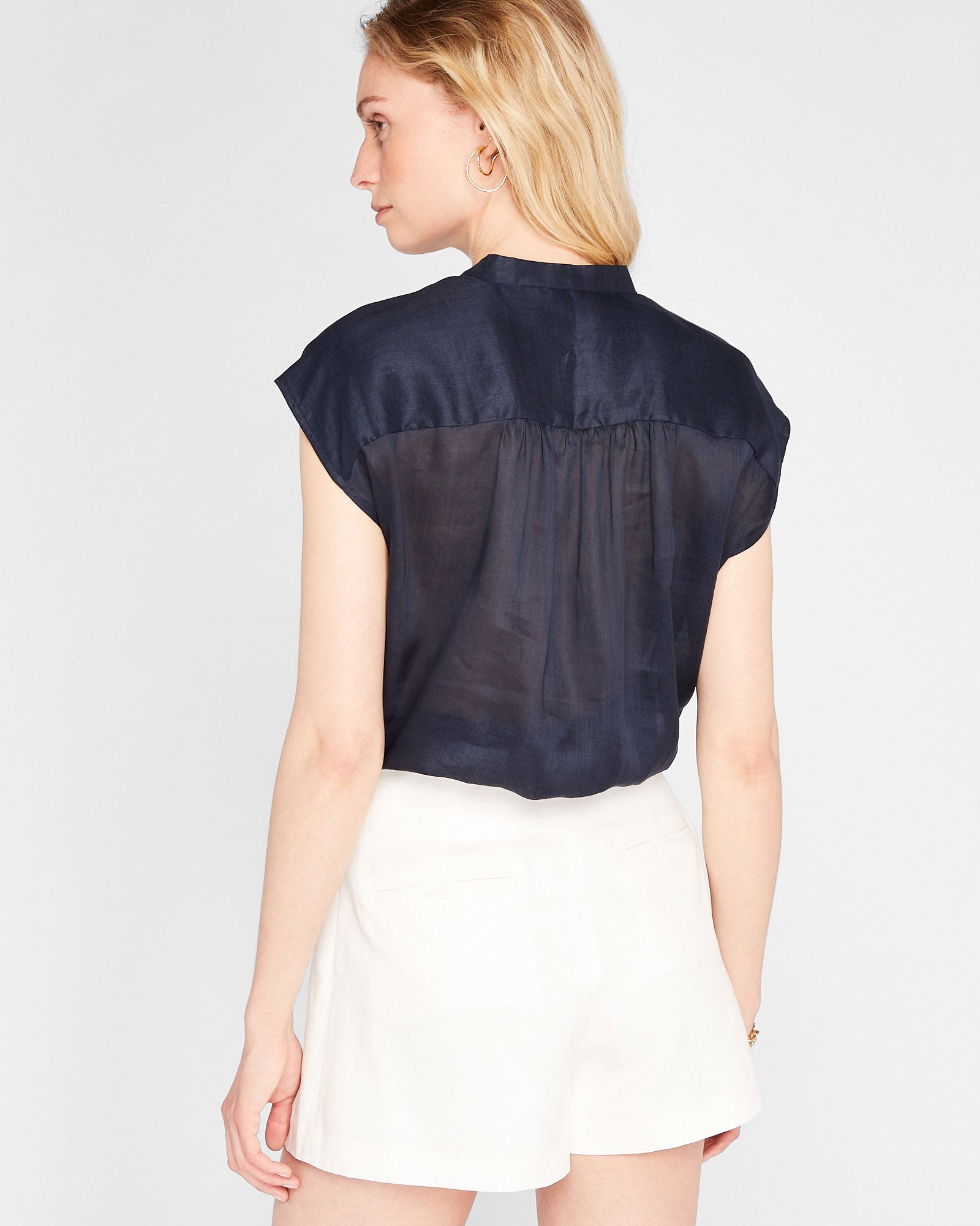 CLUB MONACO - Ramie Sleeveless Shirt - Navy