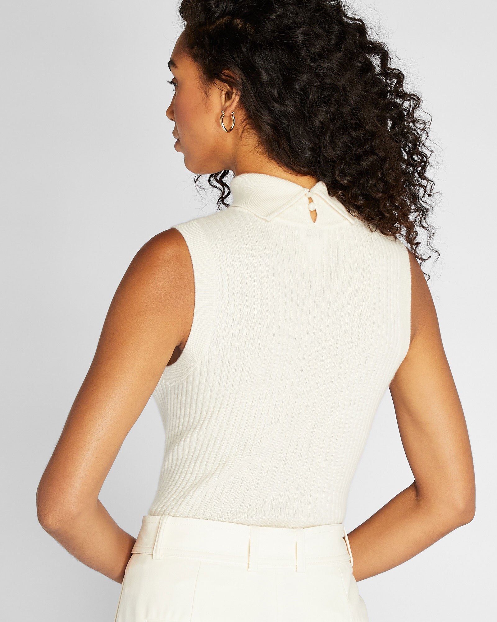 CLUB MONACO - Cashmere Button Mock Neck Sweater - Ivory