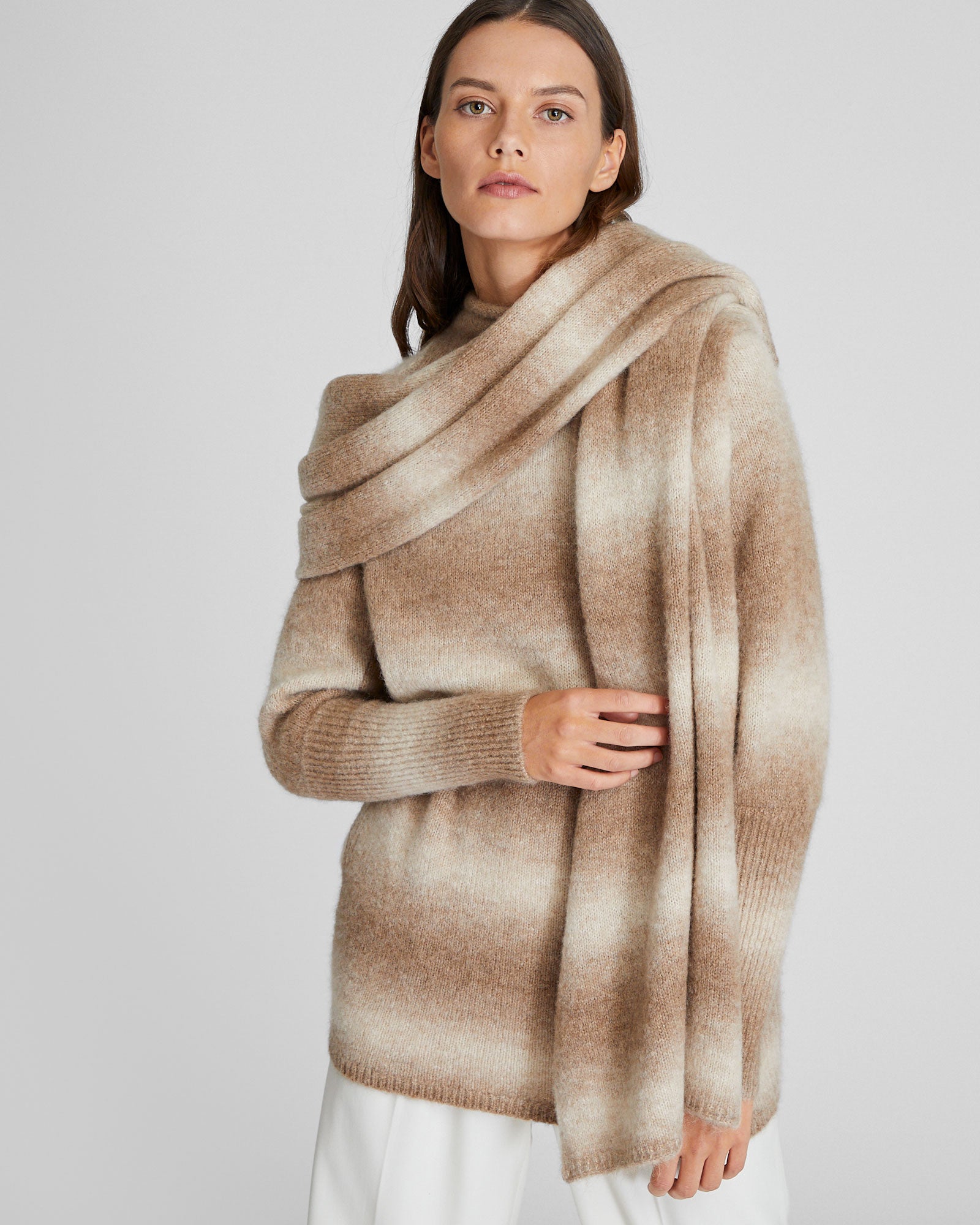 CLUB MONACO - Ombré Rib Scarf - Neutral