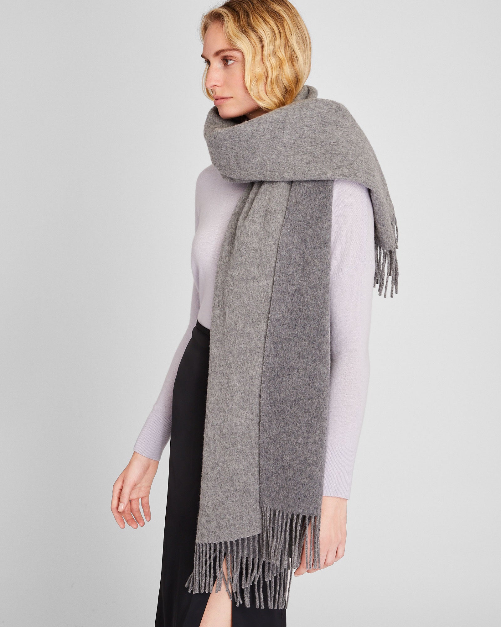 CLUB MONACO - Écharpe double-face - Gris