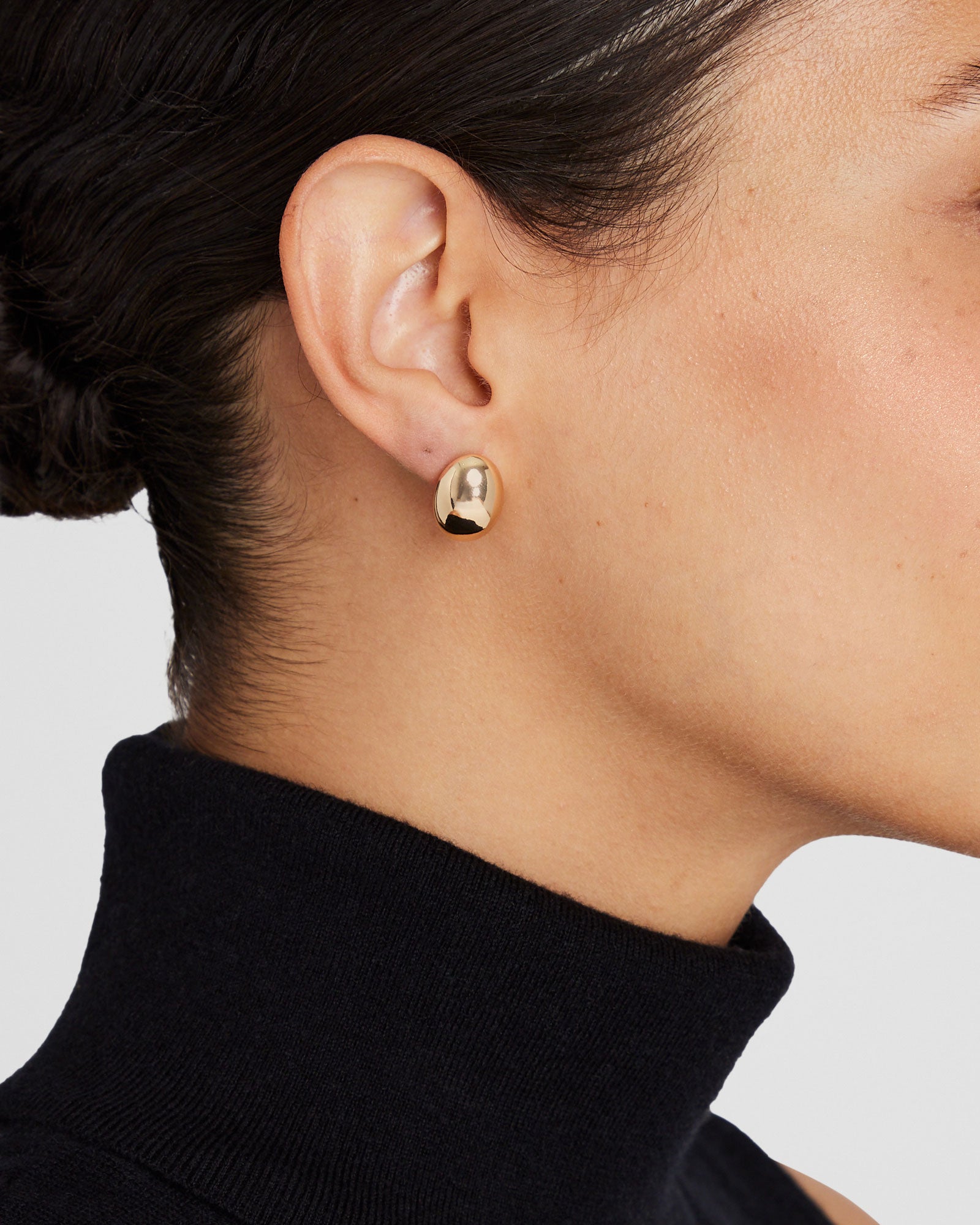 CLUB MONACO - Oval Domed Stud Earrings - Or