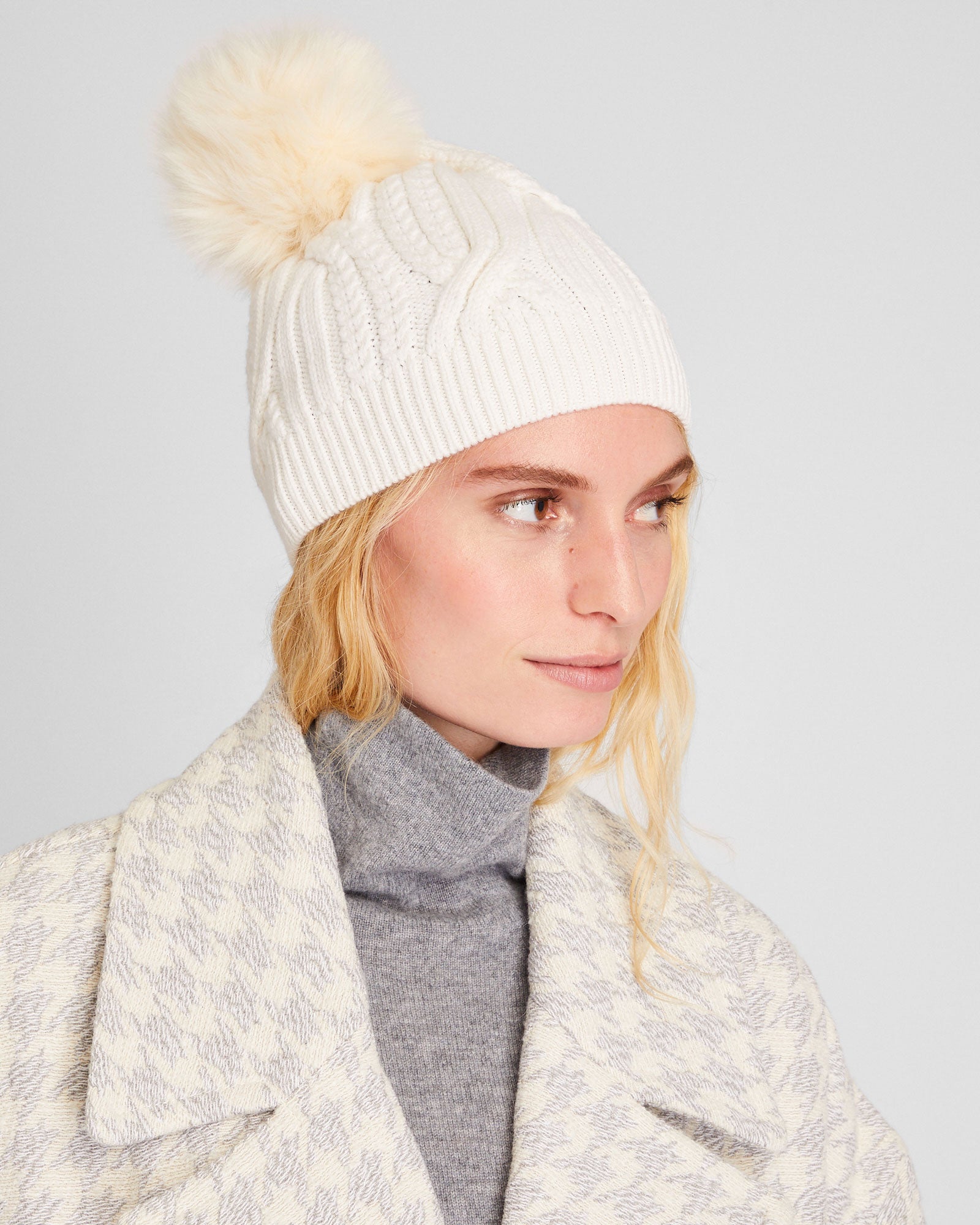 CLUB MONACO - Chapeau Adorelli - Crème