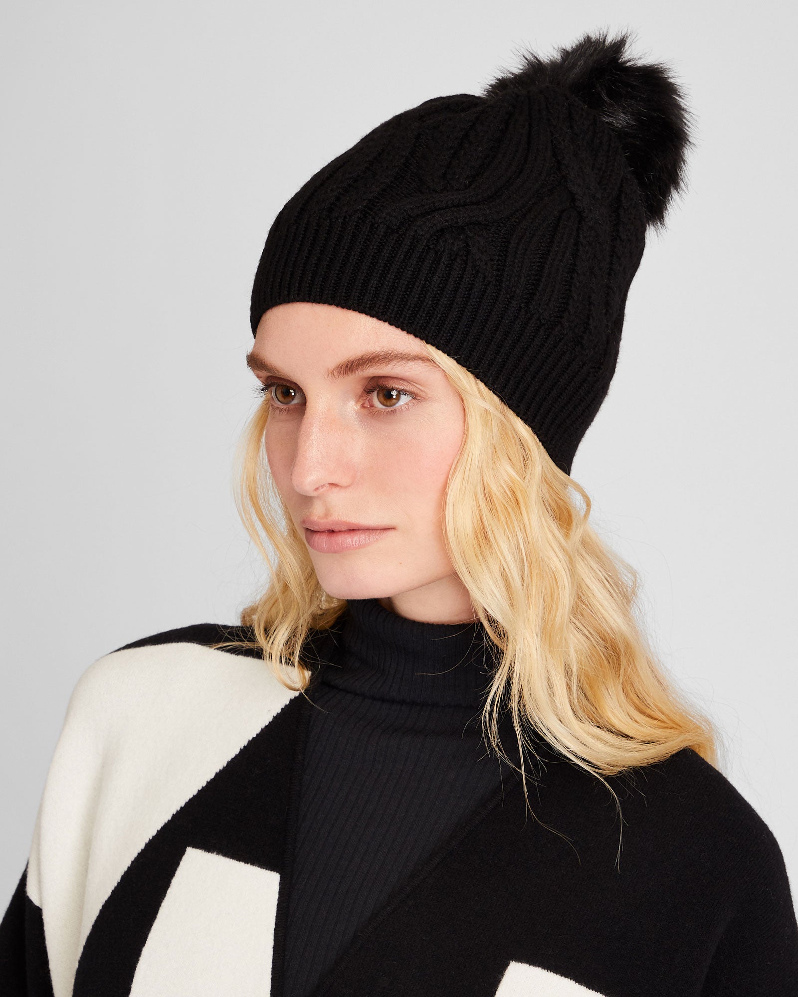 CLUB MONACO - Adorelli Hat - Black