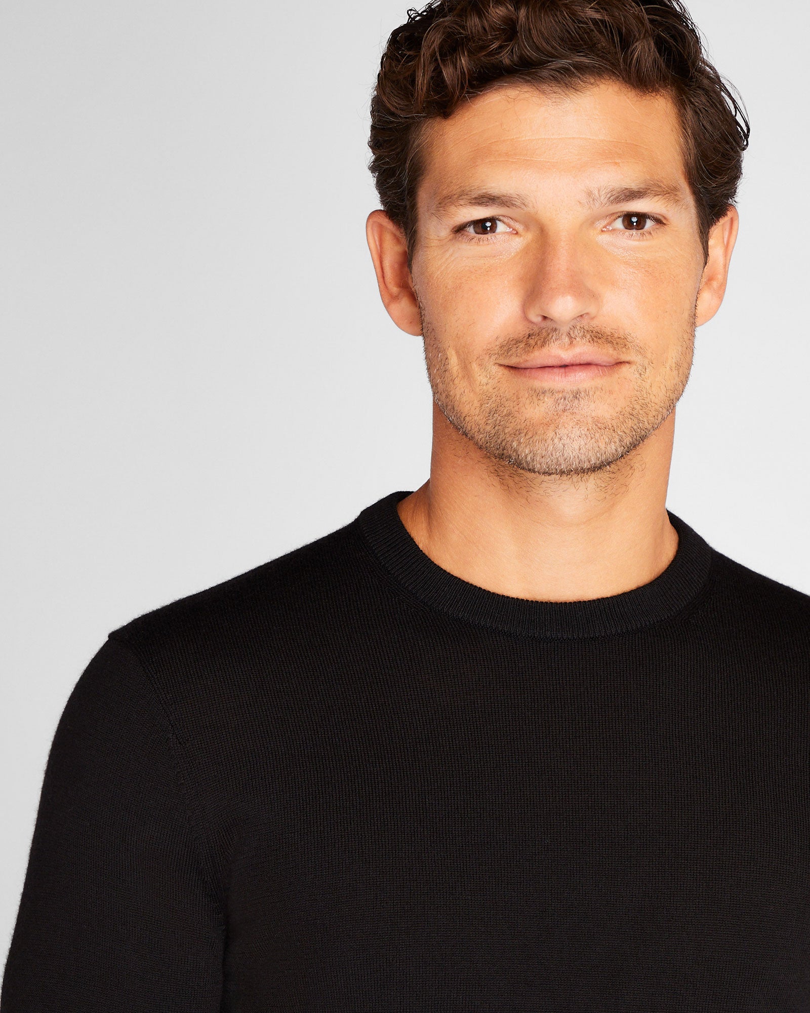 CLUB MONACO - Merino Crewneck - Black