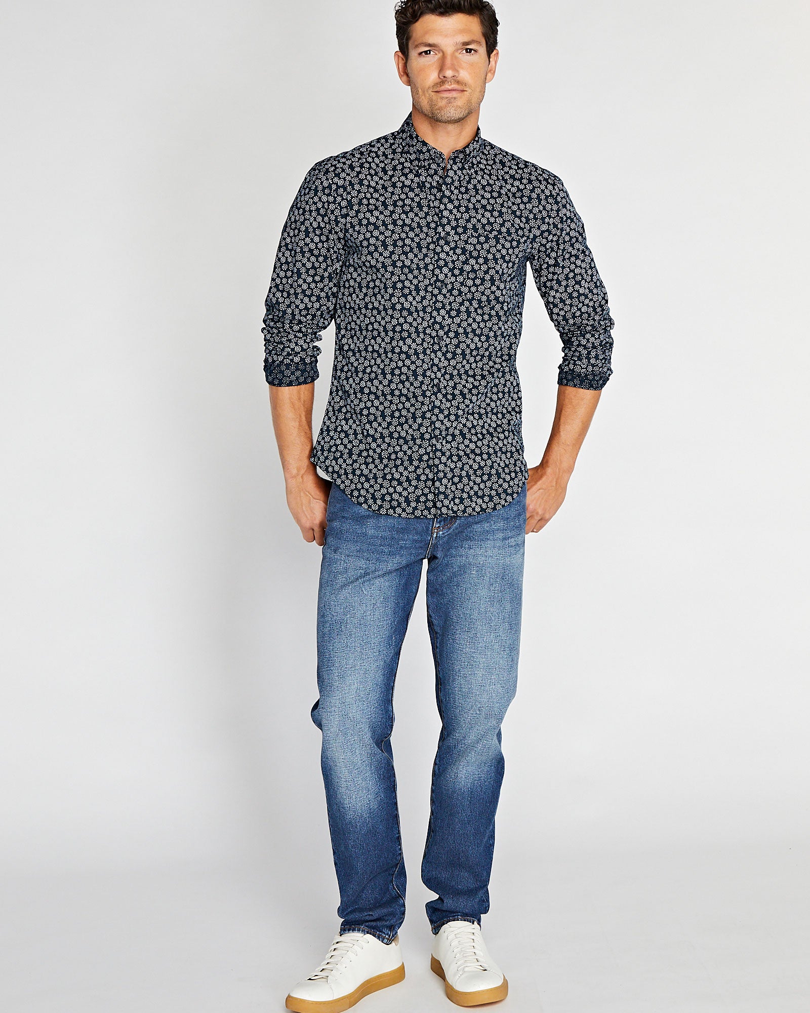 CLUB MONACO - Chemise en lin motif à pois - Multi