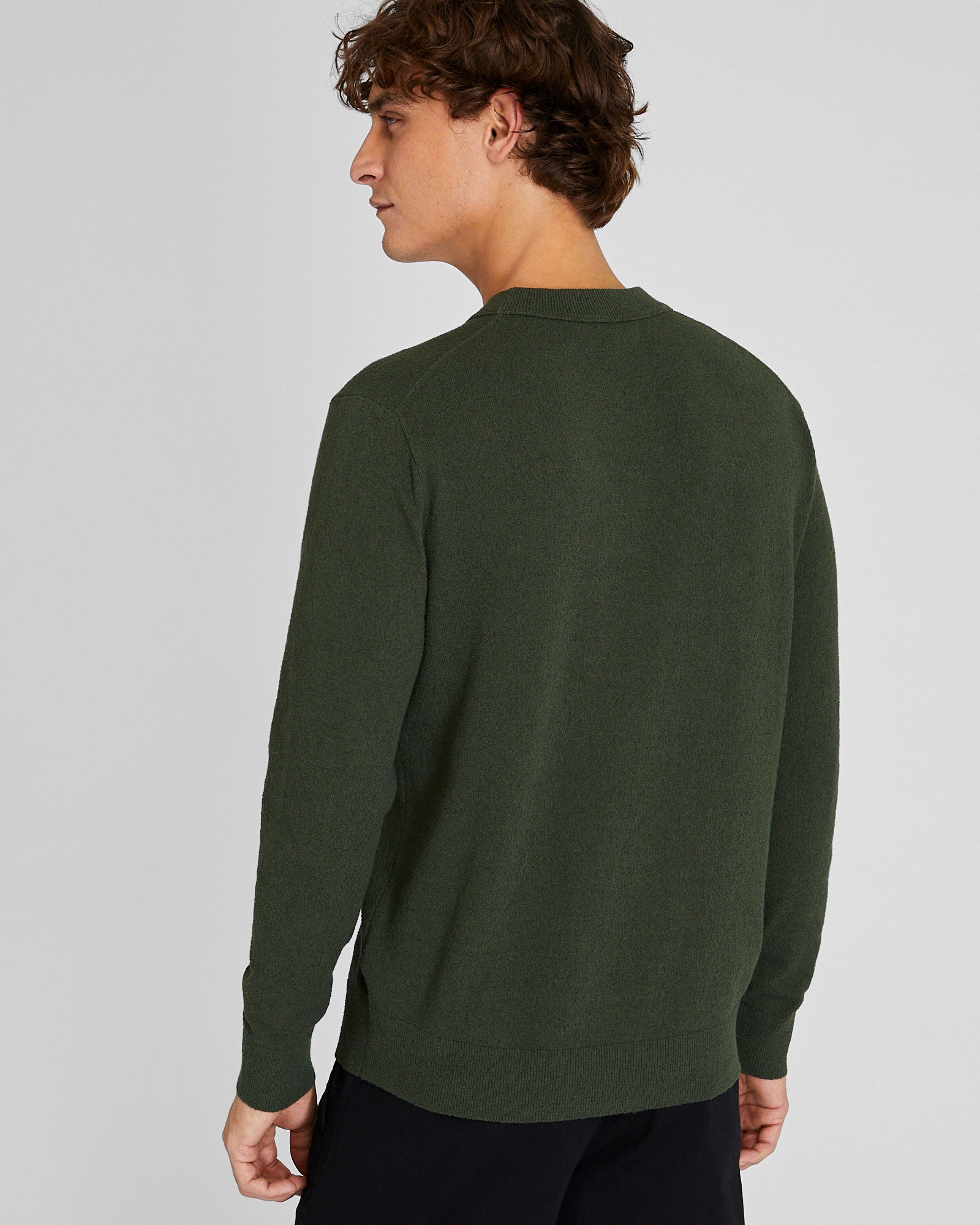 CLUB MONACO - Chandail à col ras du cou bouclé - Olive poussiéreuse