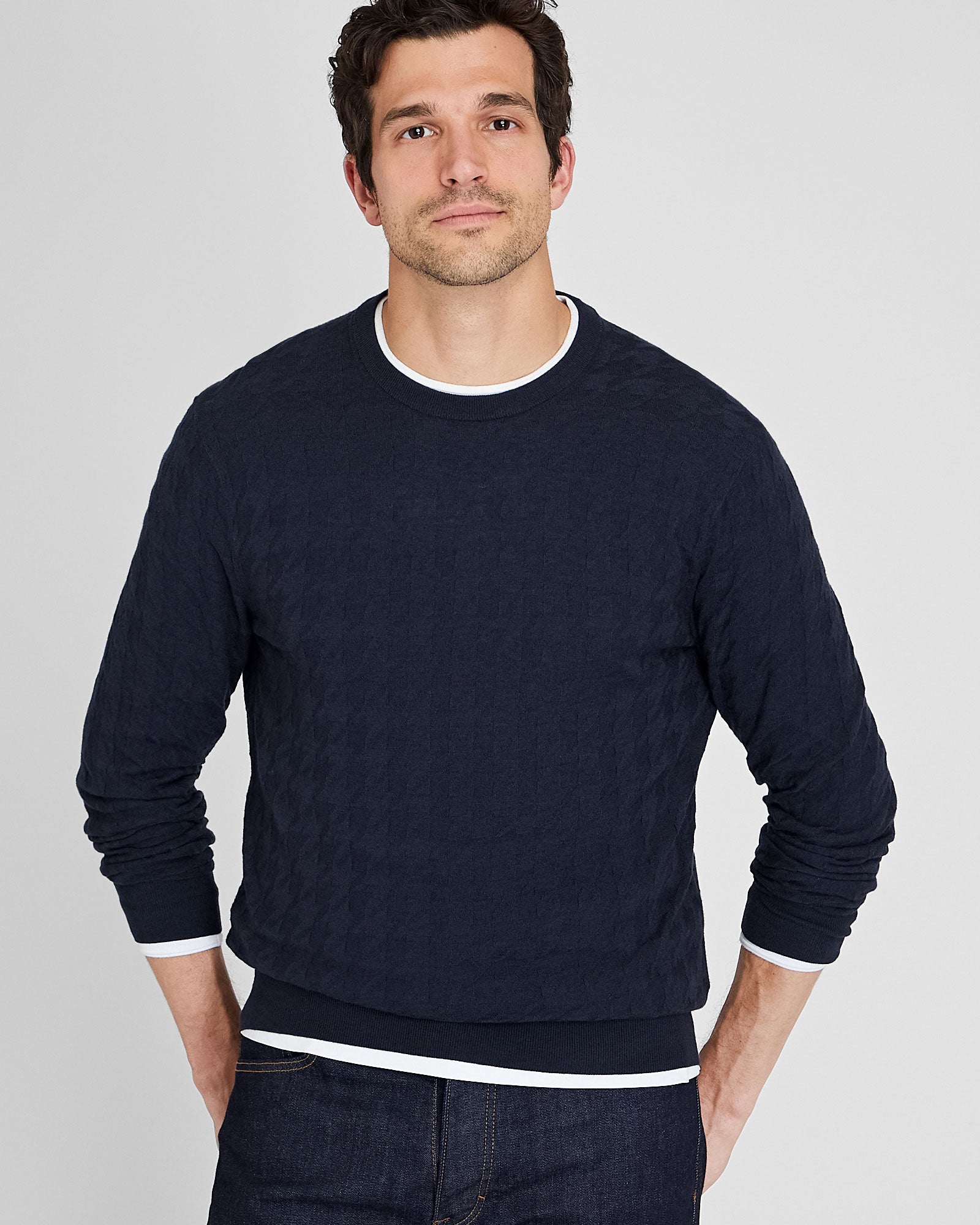 CLUB MONACO - Wool Blend Houndstooth Crewneck - Navy