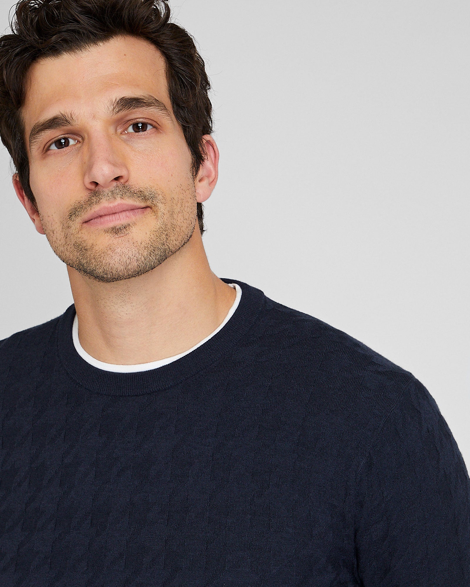 CLUB MONACO - Wool Blend Houndstooth Crewneck - Navy