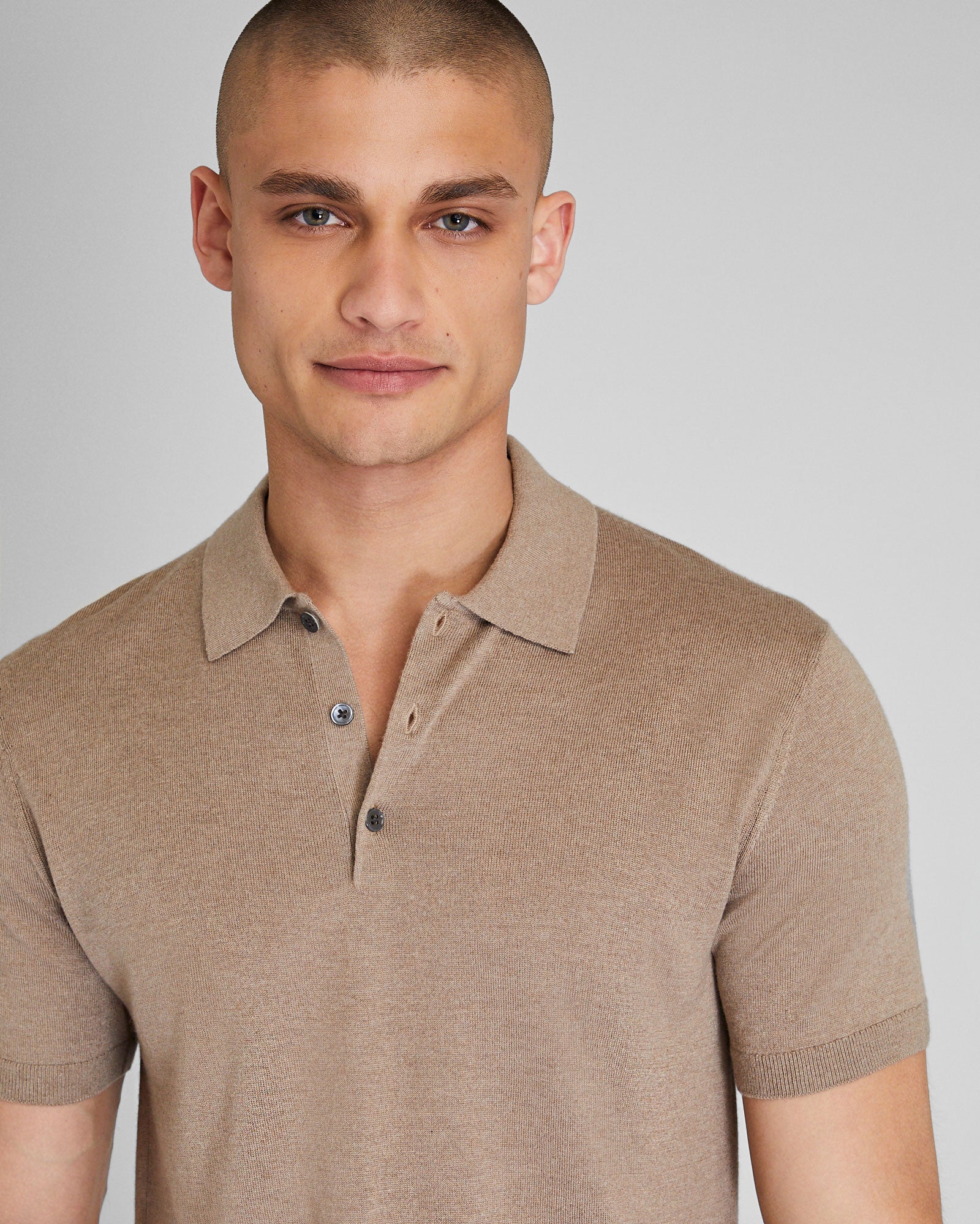 CLUB MONACO - Short Sleeve Silk Cashmere Polo - Brown