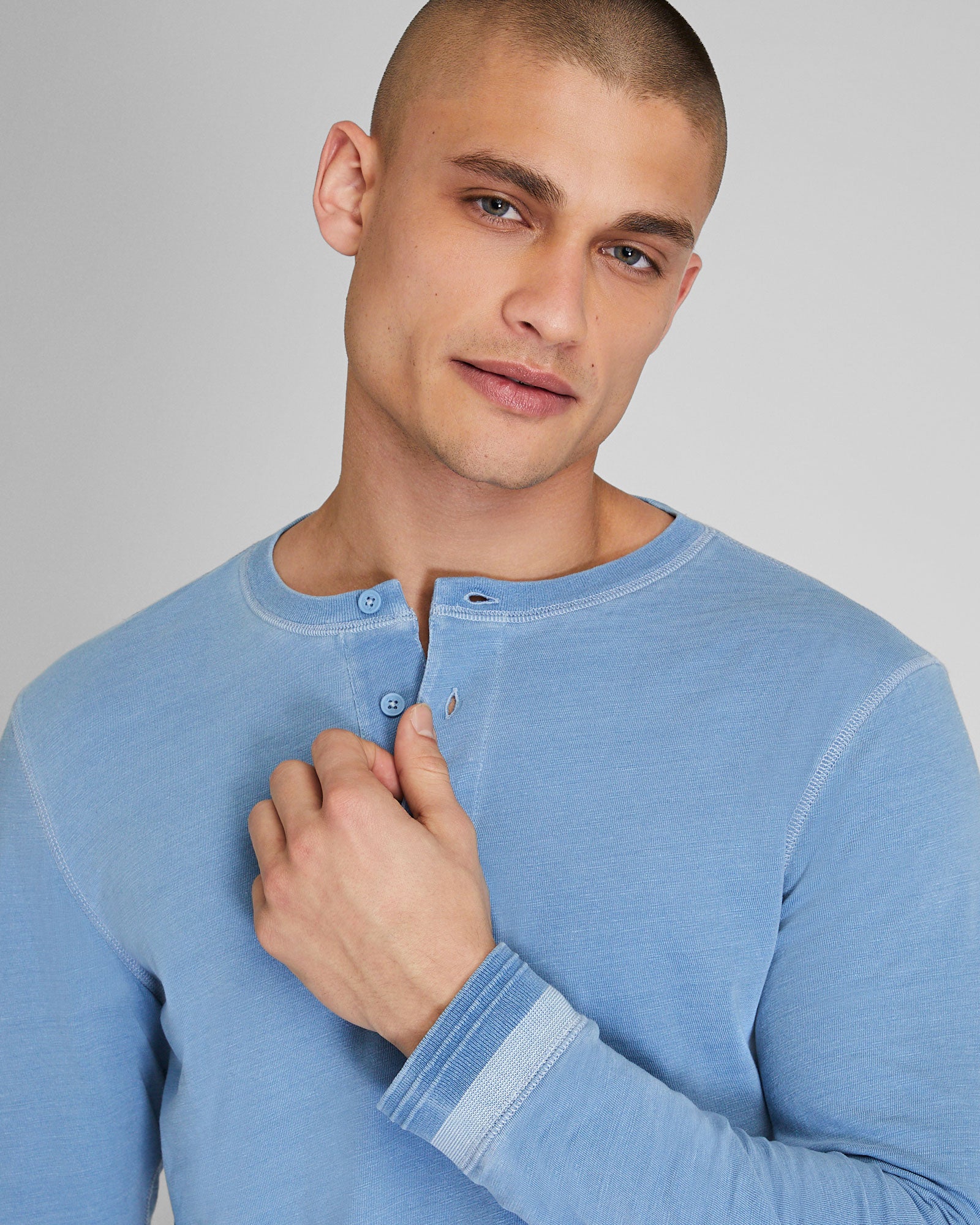 CLUB MONACO - Henley indigo à manches longues - Jean clair