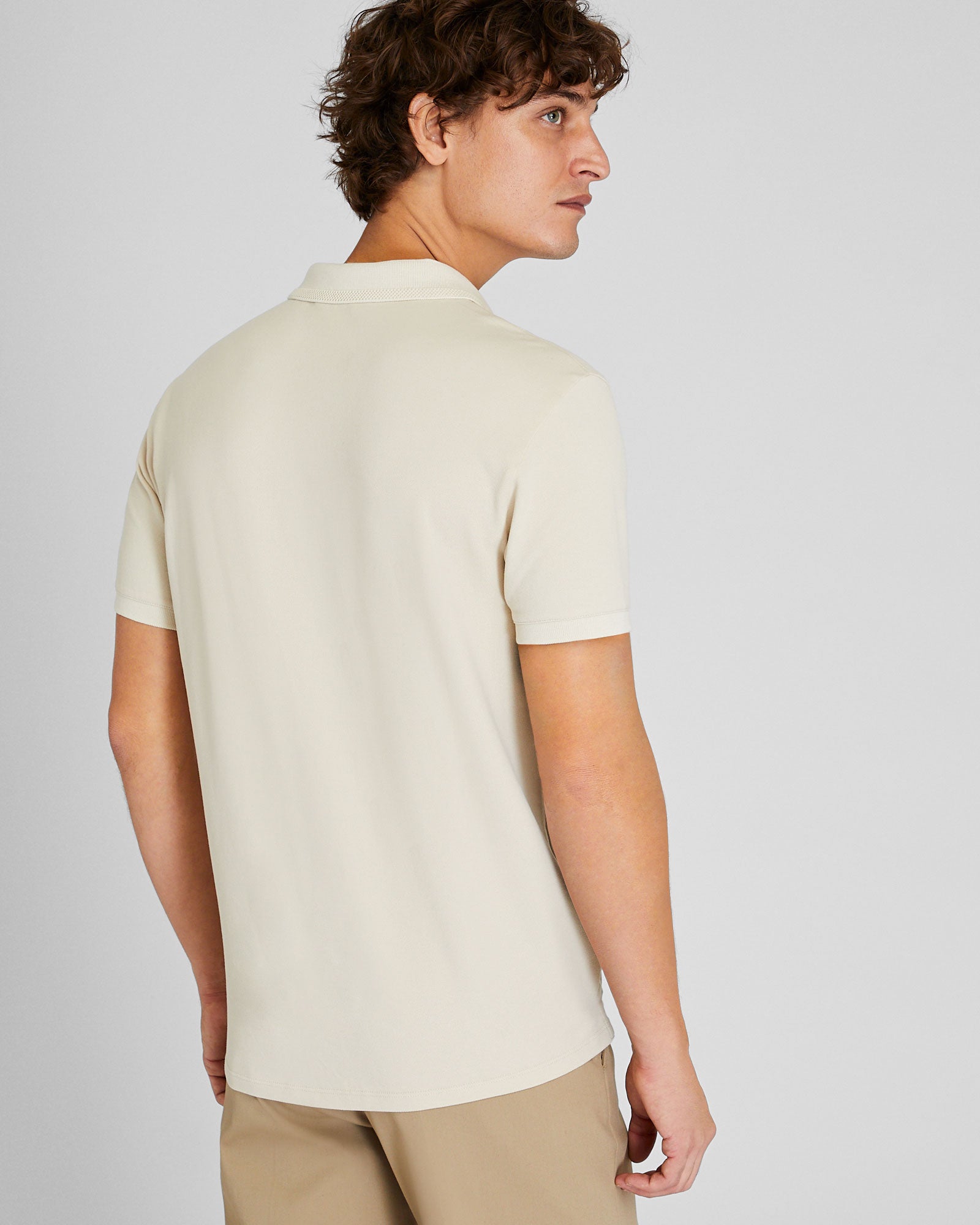CLUB MONACO - Blocked Collar Polo - Almond