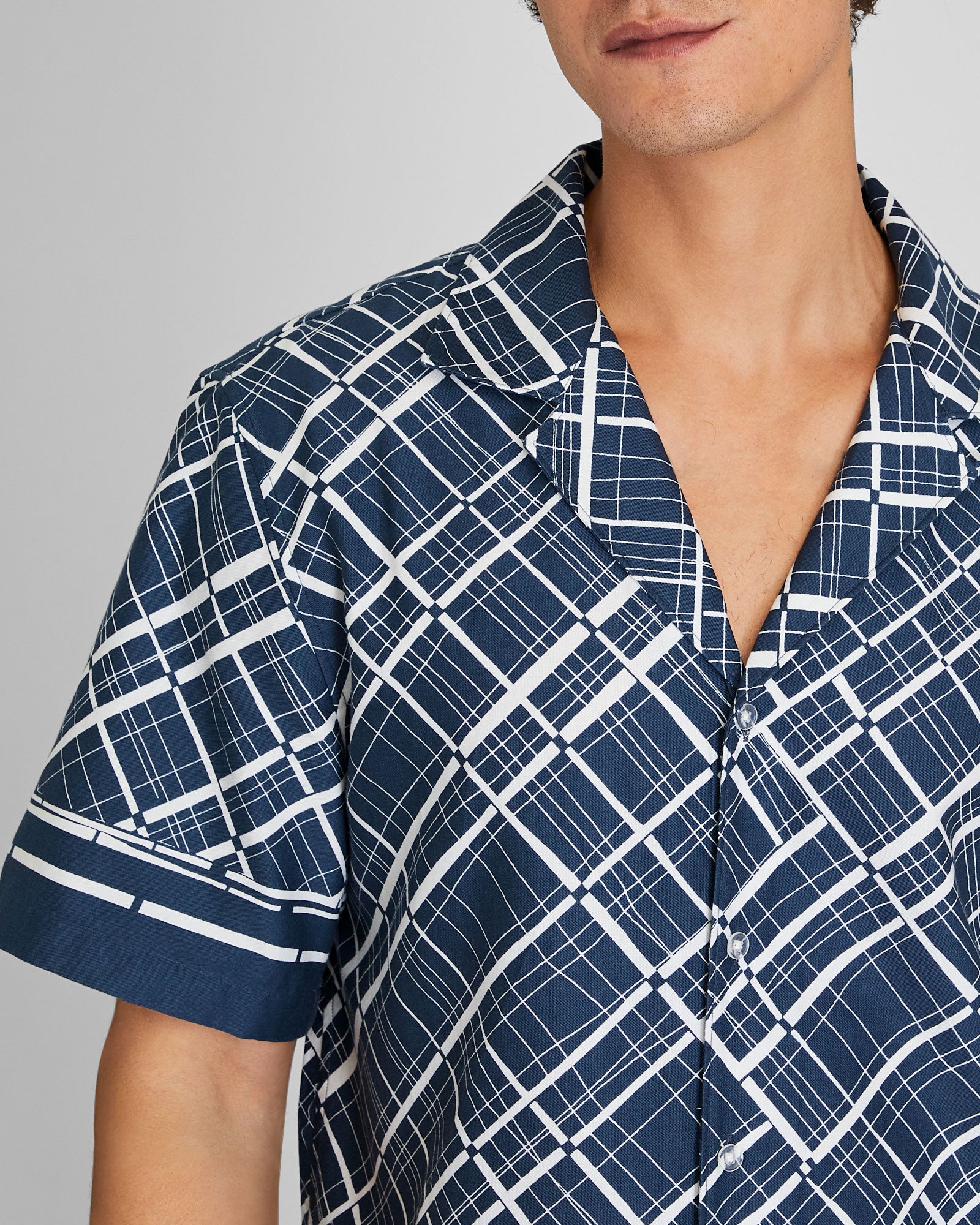 CLUB MONACO - Short-Sleeve Camp Collar Border Grid Shirt - Navy
