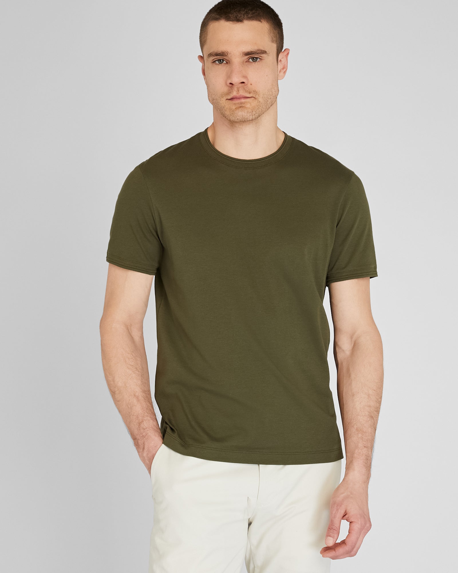 CLUB MONACO - T-shirt raffiné à manches courtes - Olive