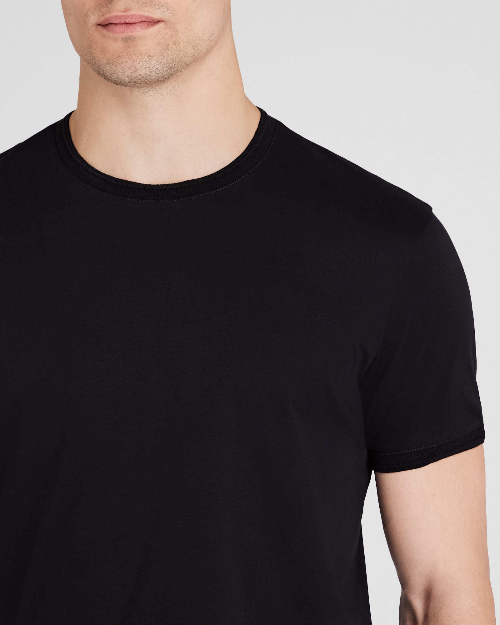 CLUB MONACO - Refined Tee - Black