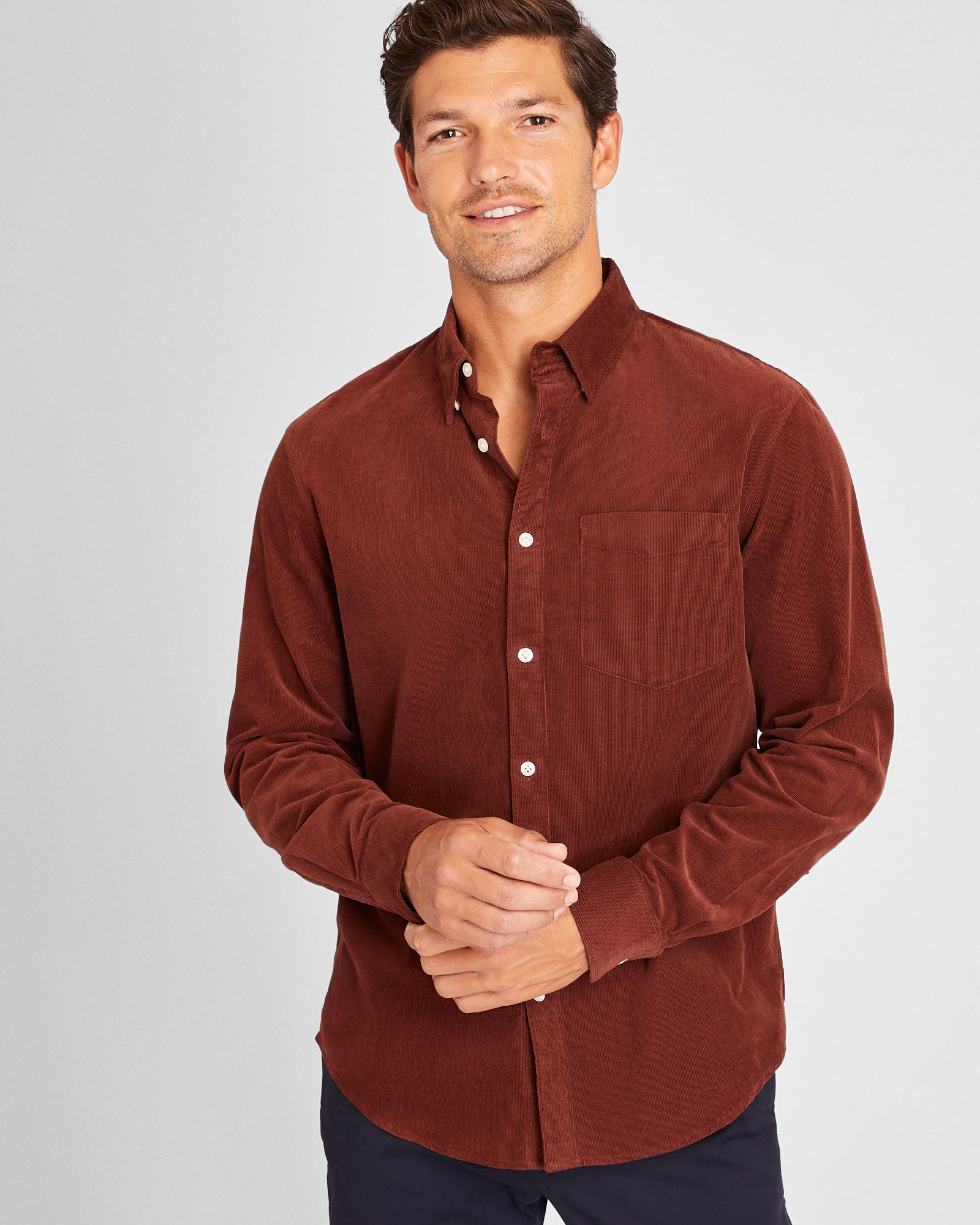 CLUB MONACO - Chemise en velours côtelé - Bourgogne