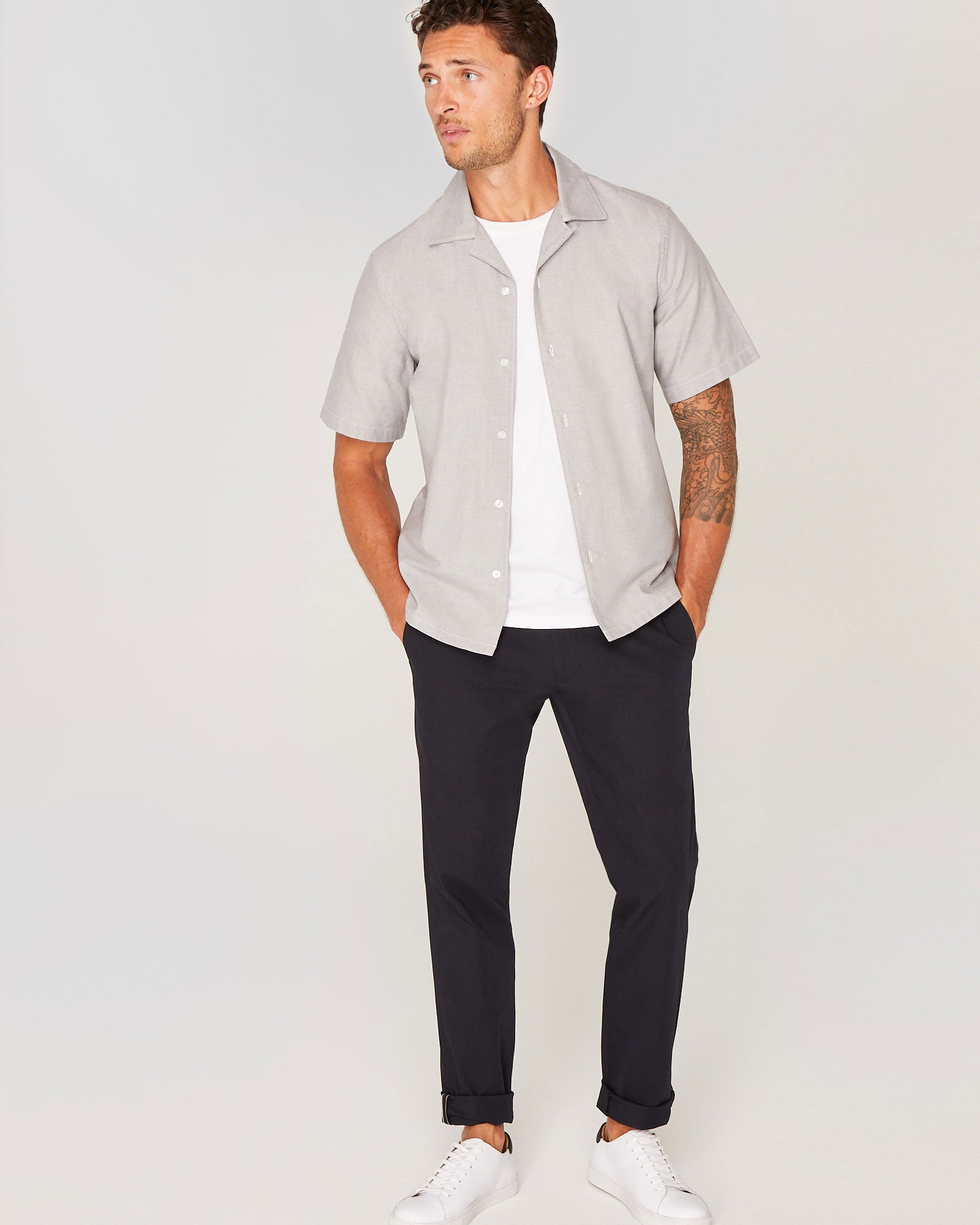 CLUB MONACO - Short Sleeve Camp Collar Oxford Shirt - Grey