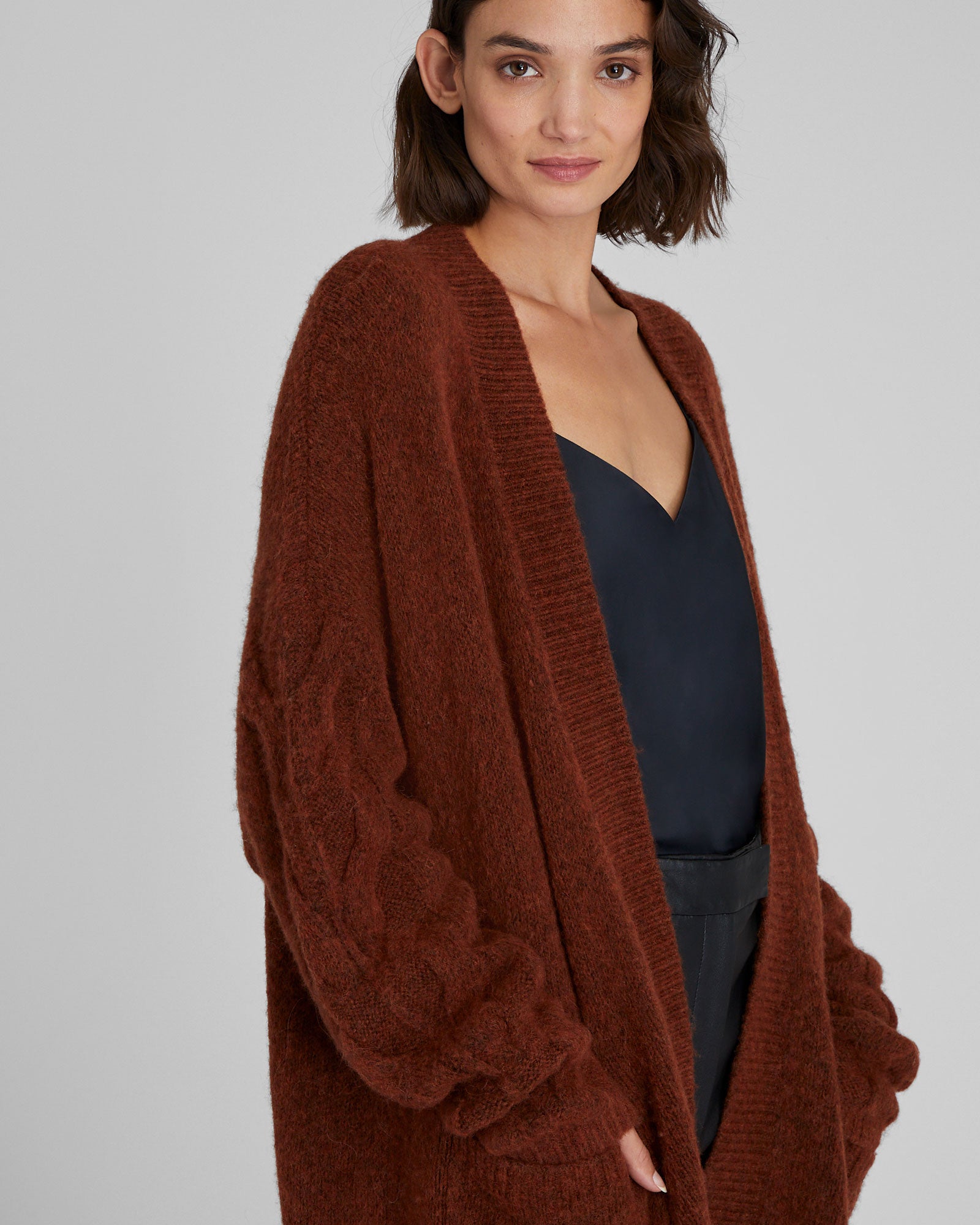 CLUB MONACO - Cardigan surdimensionné - Brun