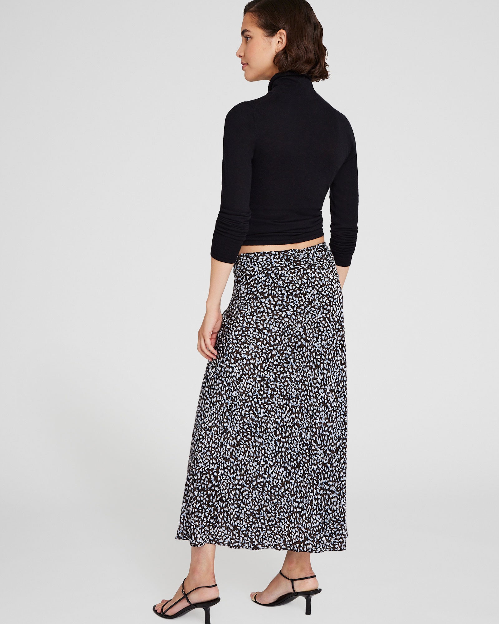 CLUB MONACO - Printed Twist-Front Midi Skirt - Rain Print E