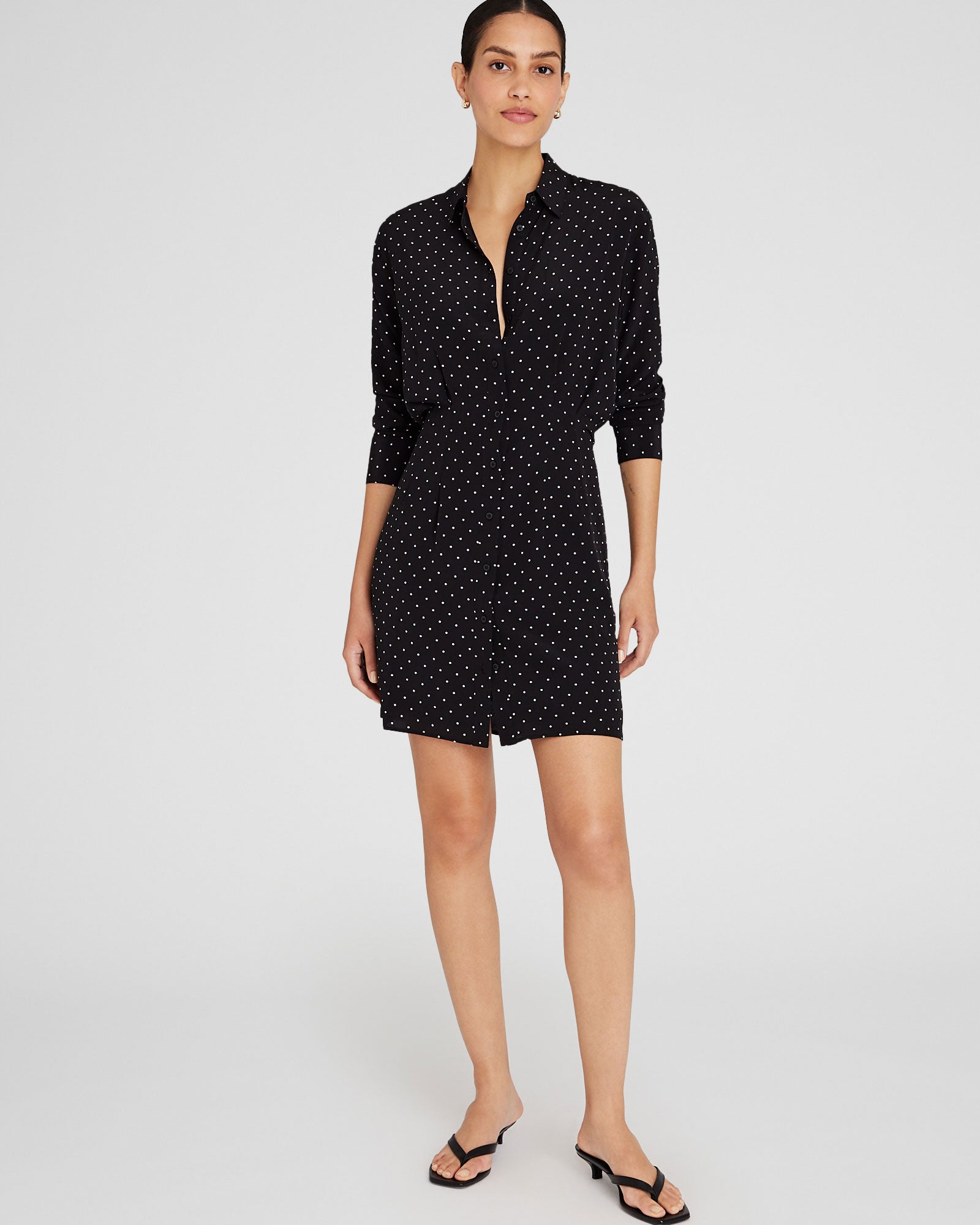 CLUB MONACO - Robe-chemise à taille blousante en soie - Noir