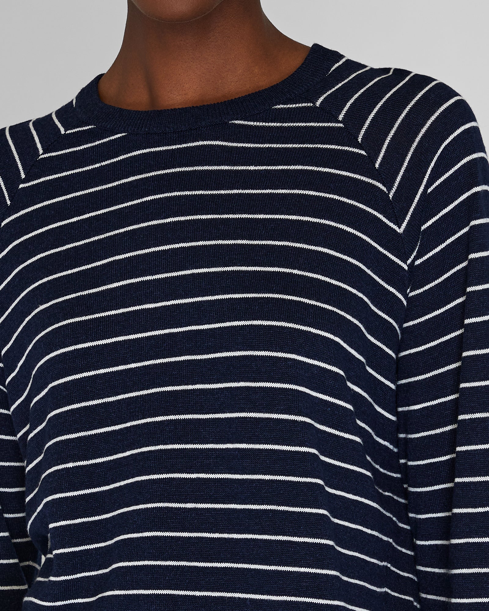 CLUB MONACO - Pull ras du cou raglan en lin - Marine maritime