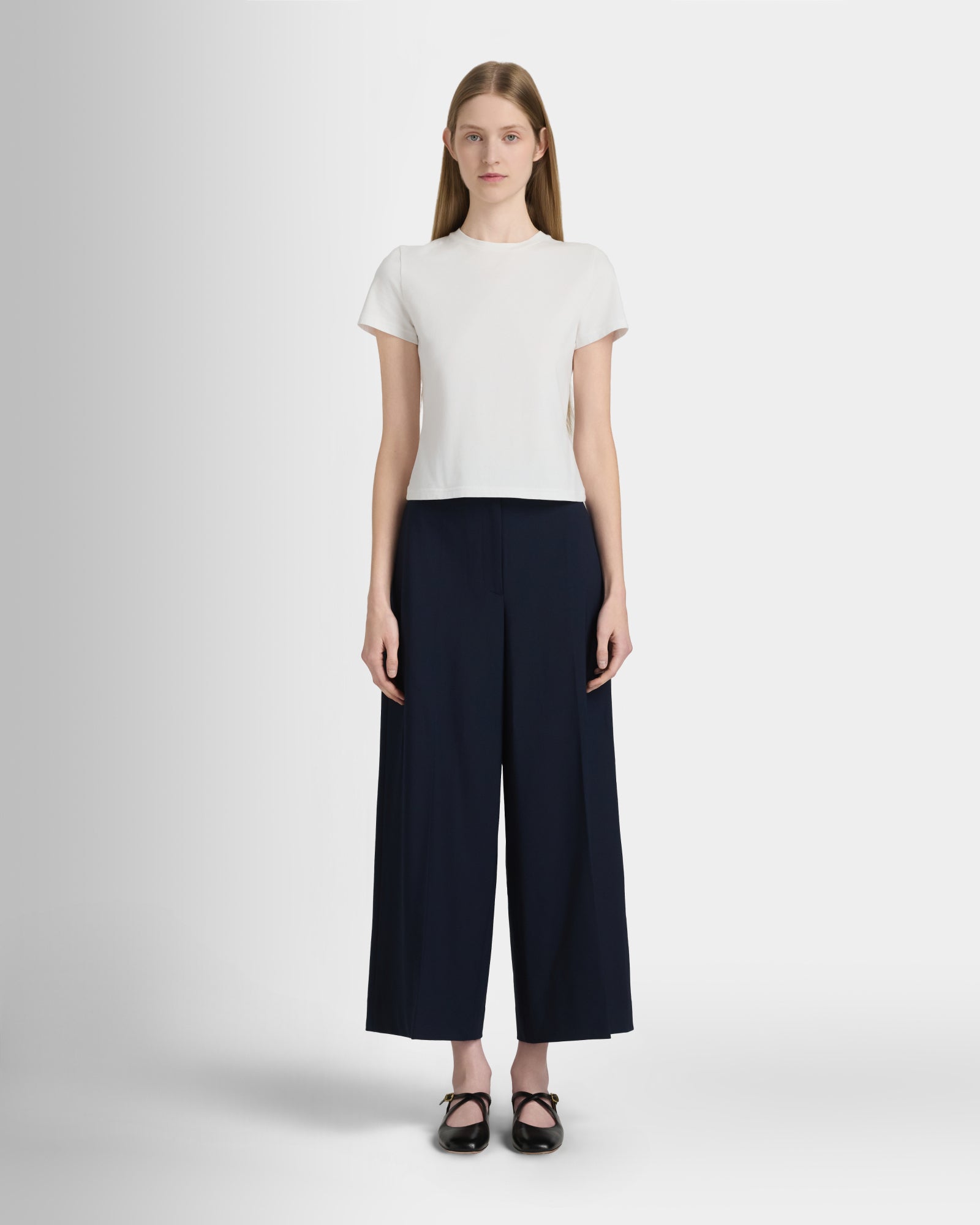 Club Monaco Corp, CA - Contour Tee - White