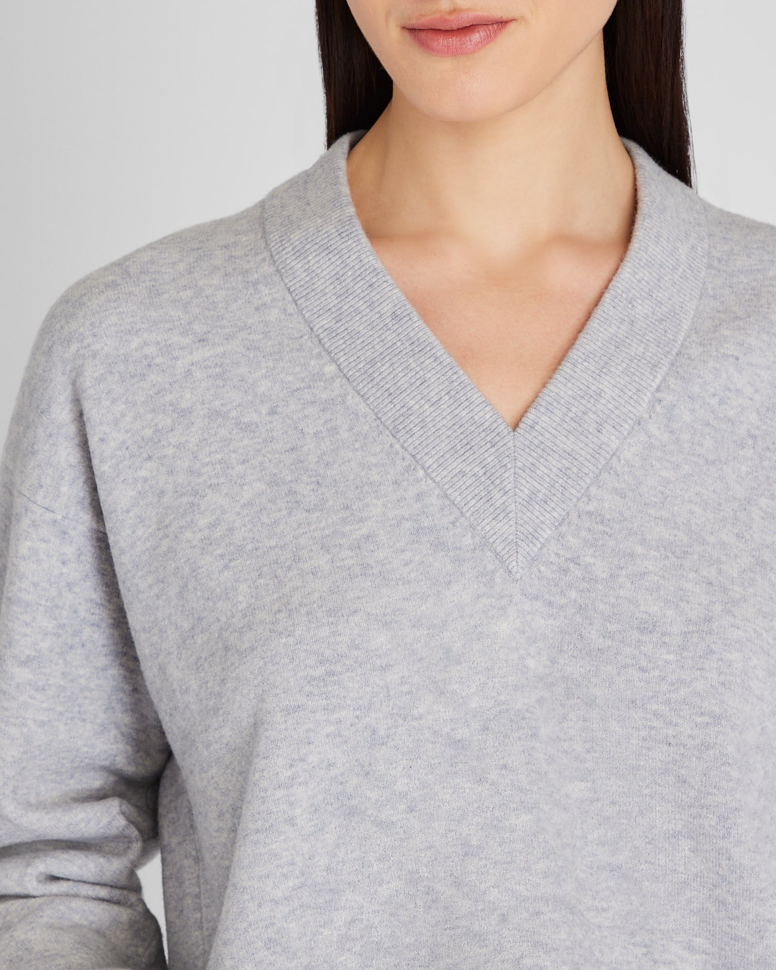 CLUB MONACO - Merino Blend V-Neck Sweater - Light Heather Grey