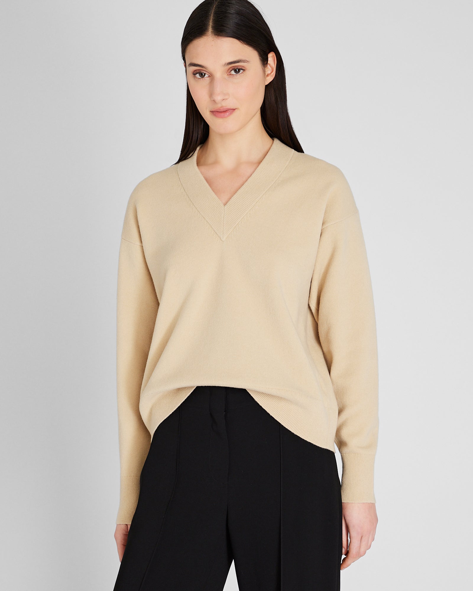 CLUB MONACO - Merino Blend V-Neck Sweater - Sesame
